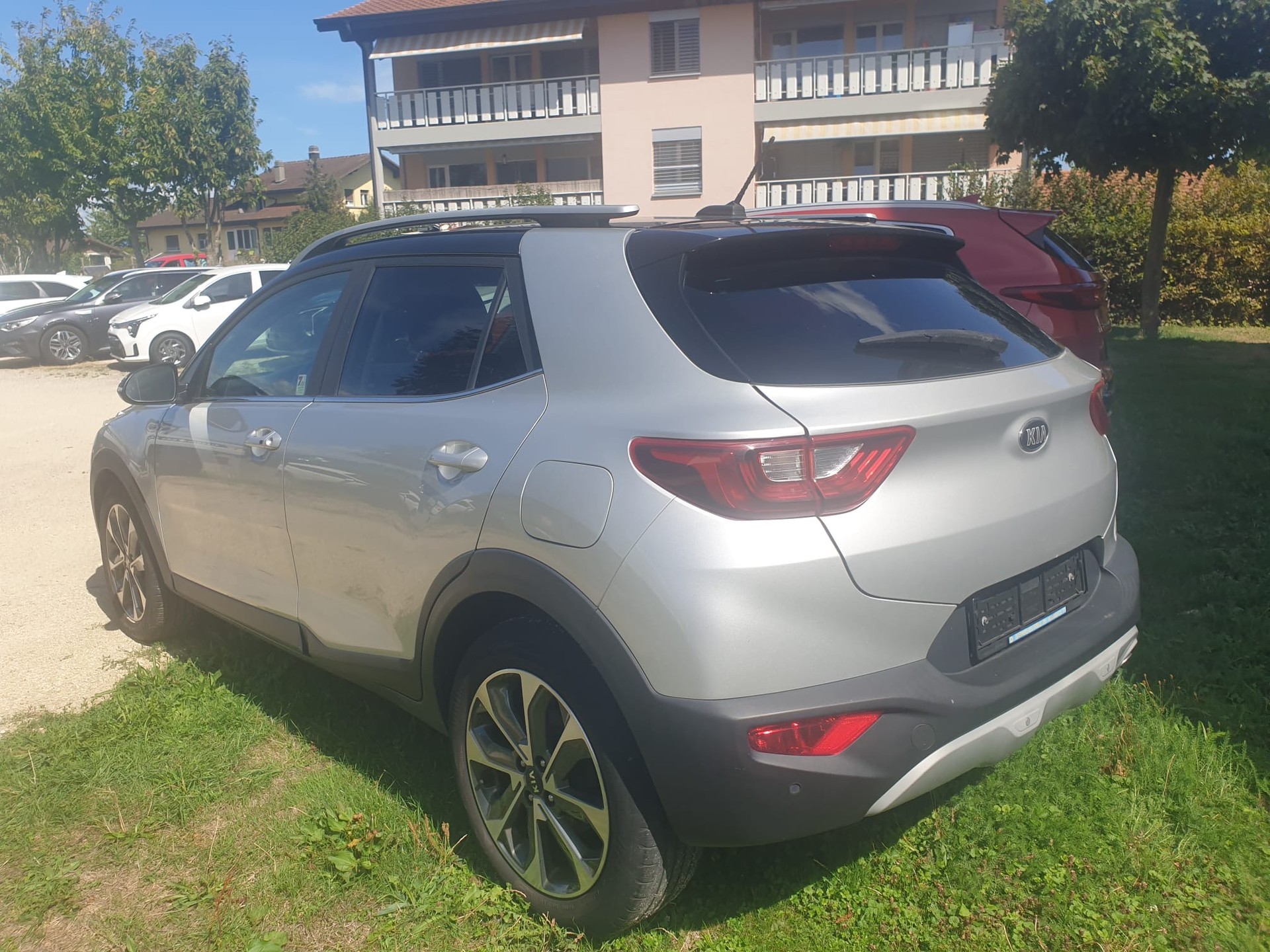 KIA Stonic 1.0 T-GDi-image-3