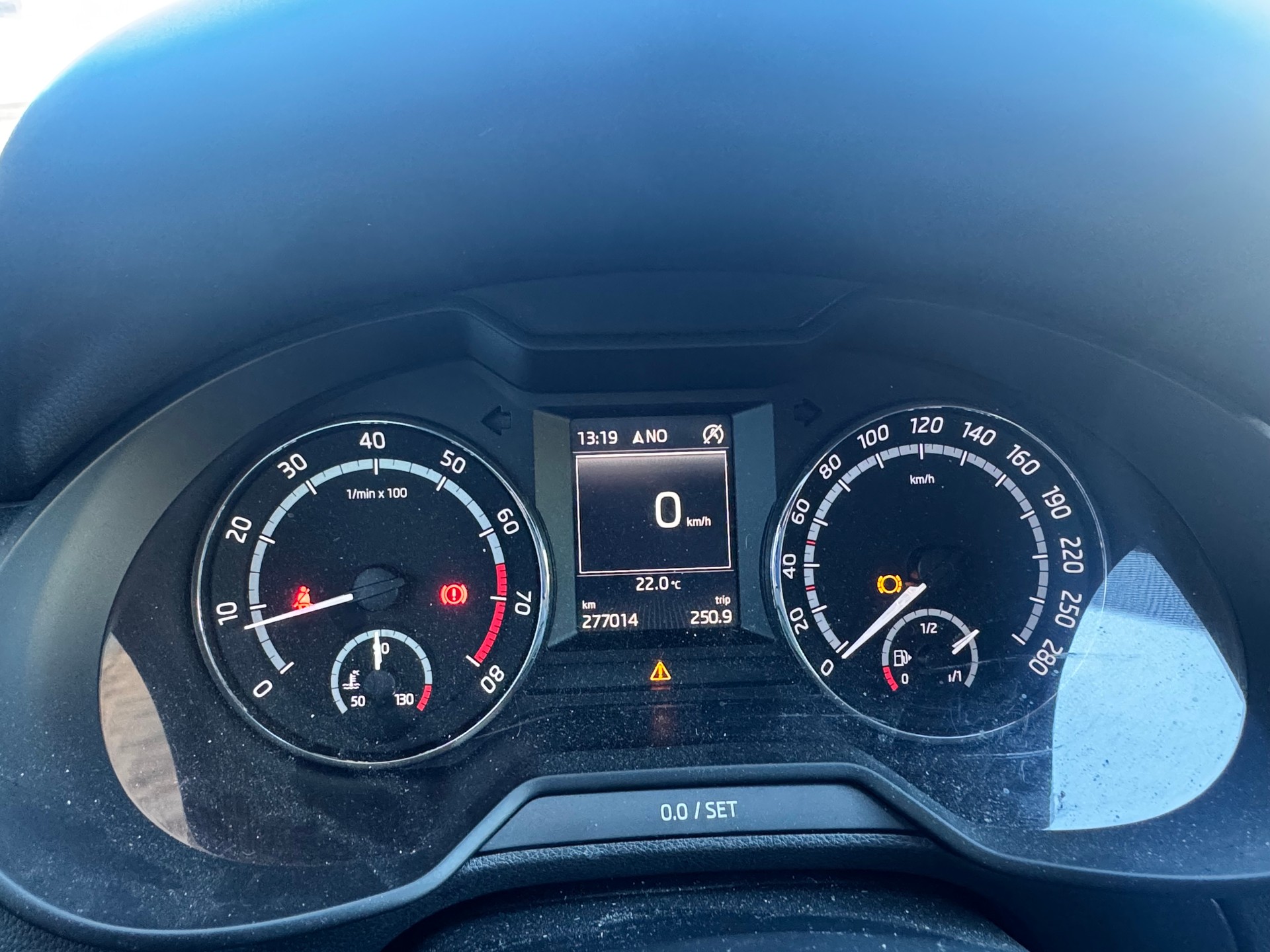 SKODA Octavia Combi 2.0 TSI RS-image-5