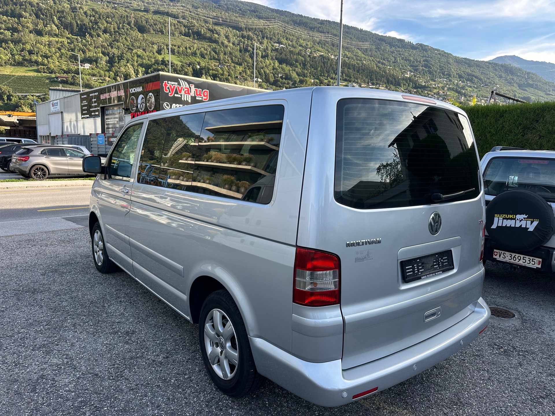 VW T5 Multivan Highline 2.5 TDI-image-5