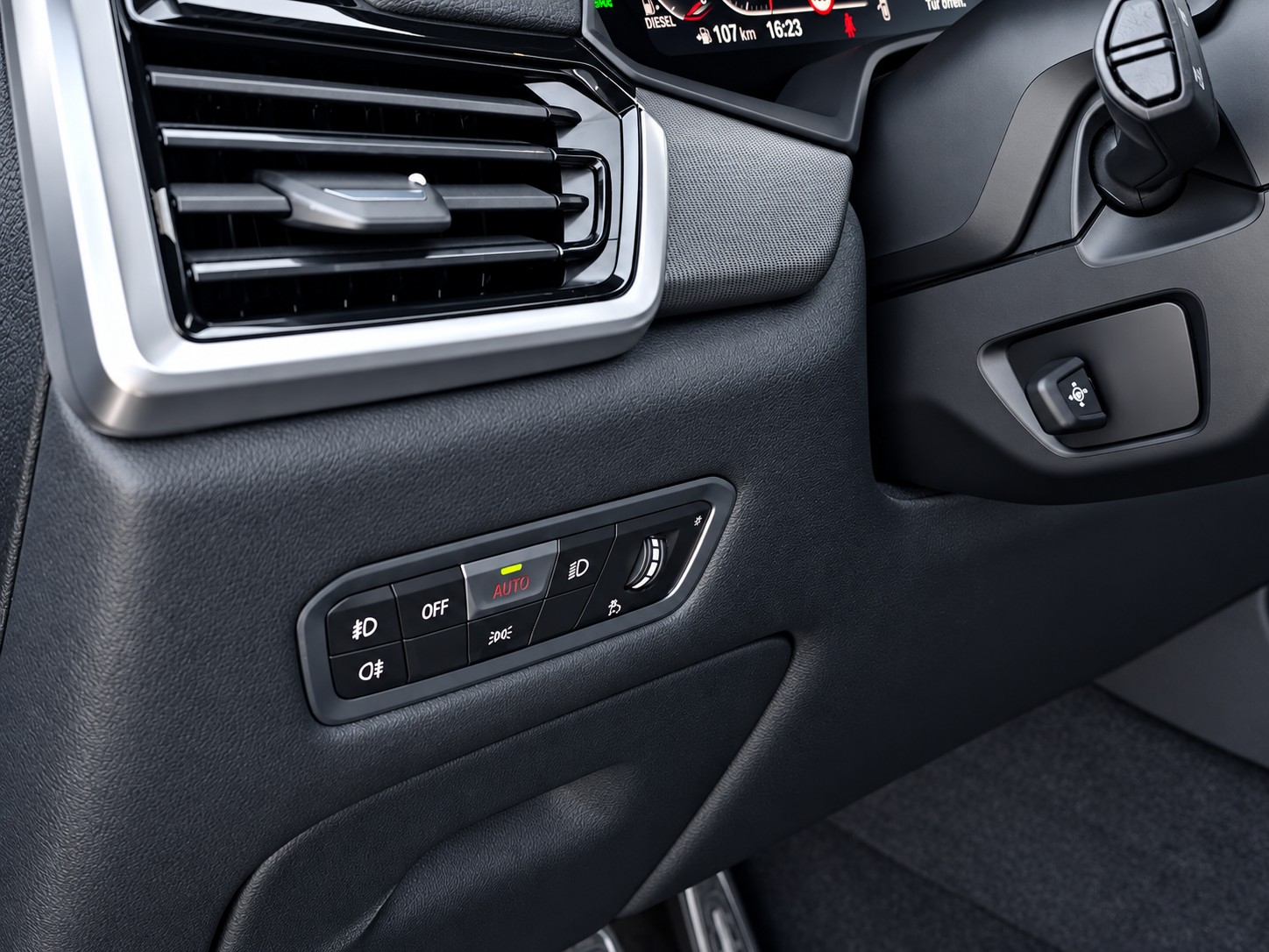 BMW X5 30d xDrive SAG * CH FAHRZEUG *-image-16