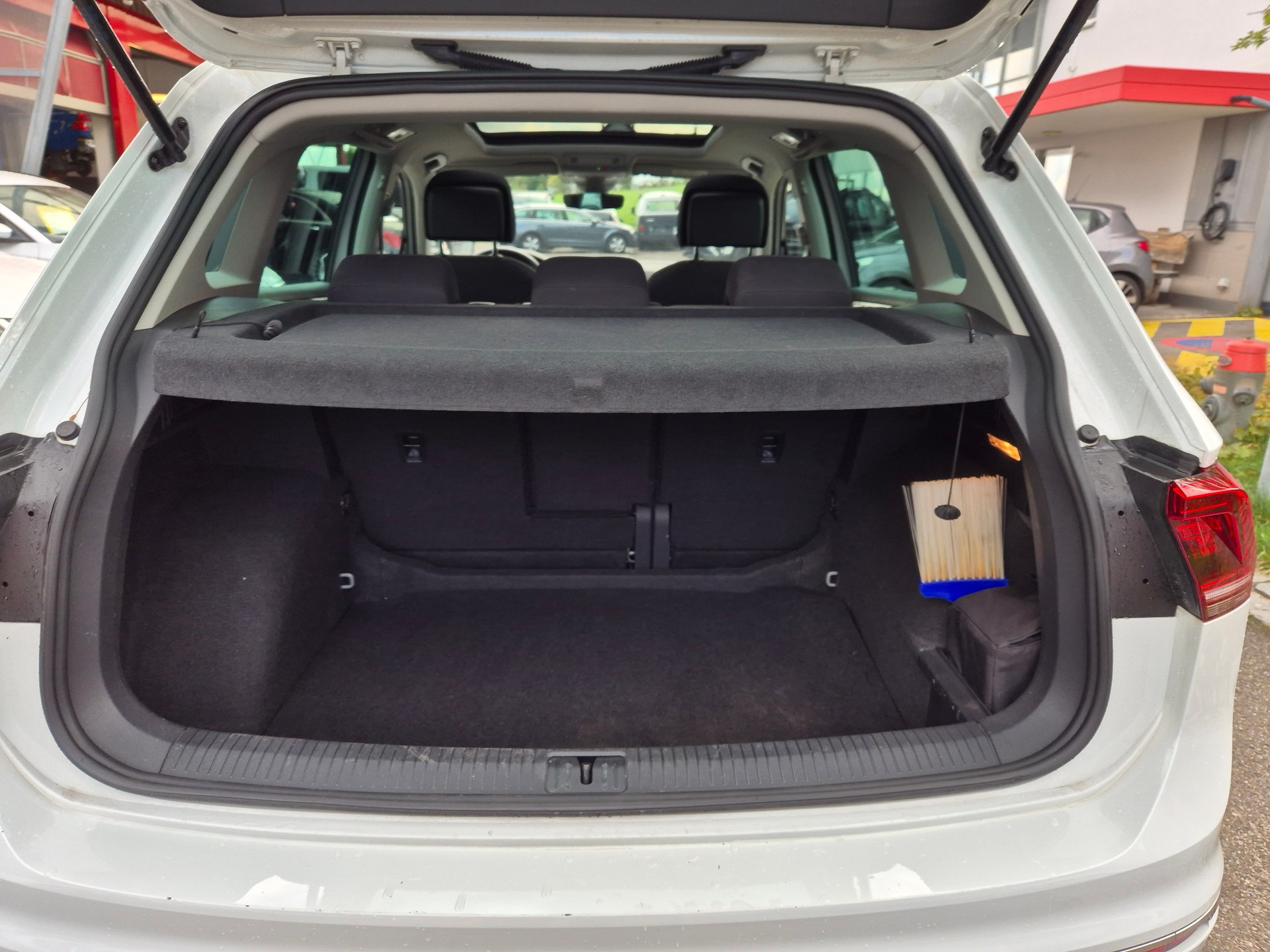 VW Tiguan Allspace 2.0TSI Highline 4Motion DSG-image-4