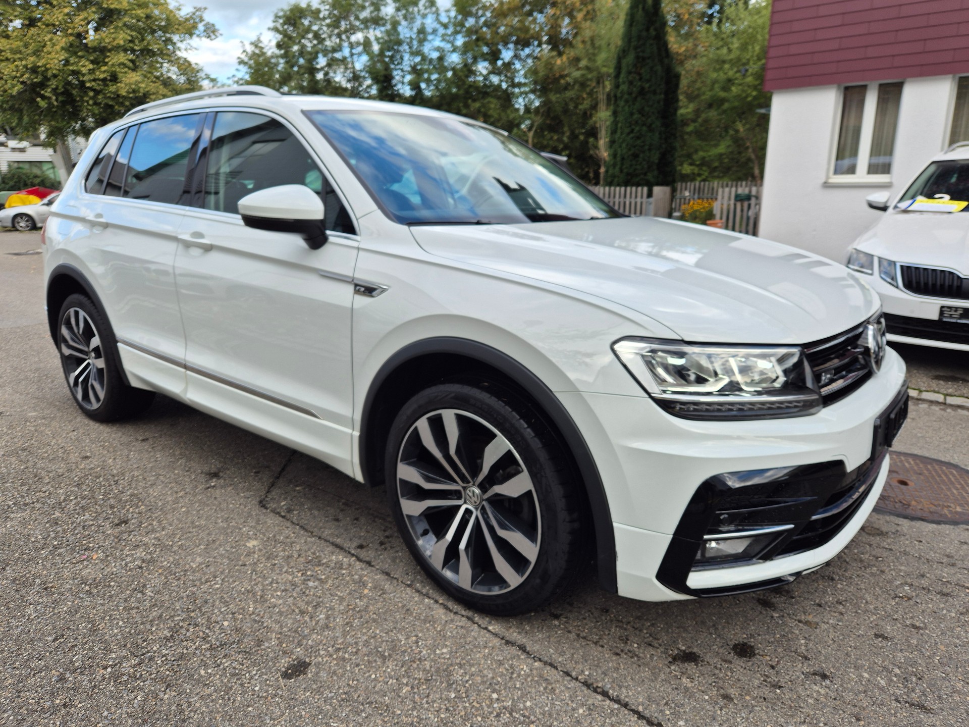 VW Tiguan Allspace 2.0TSI Highline 4Motion DSG-image-0