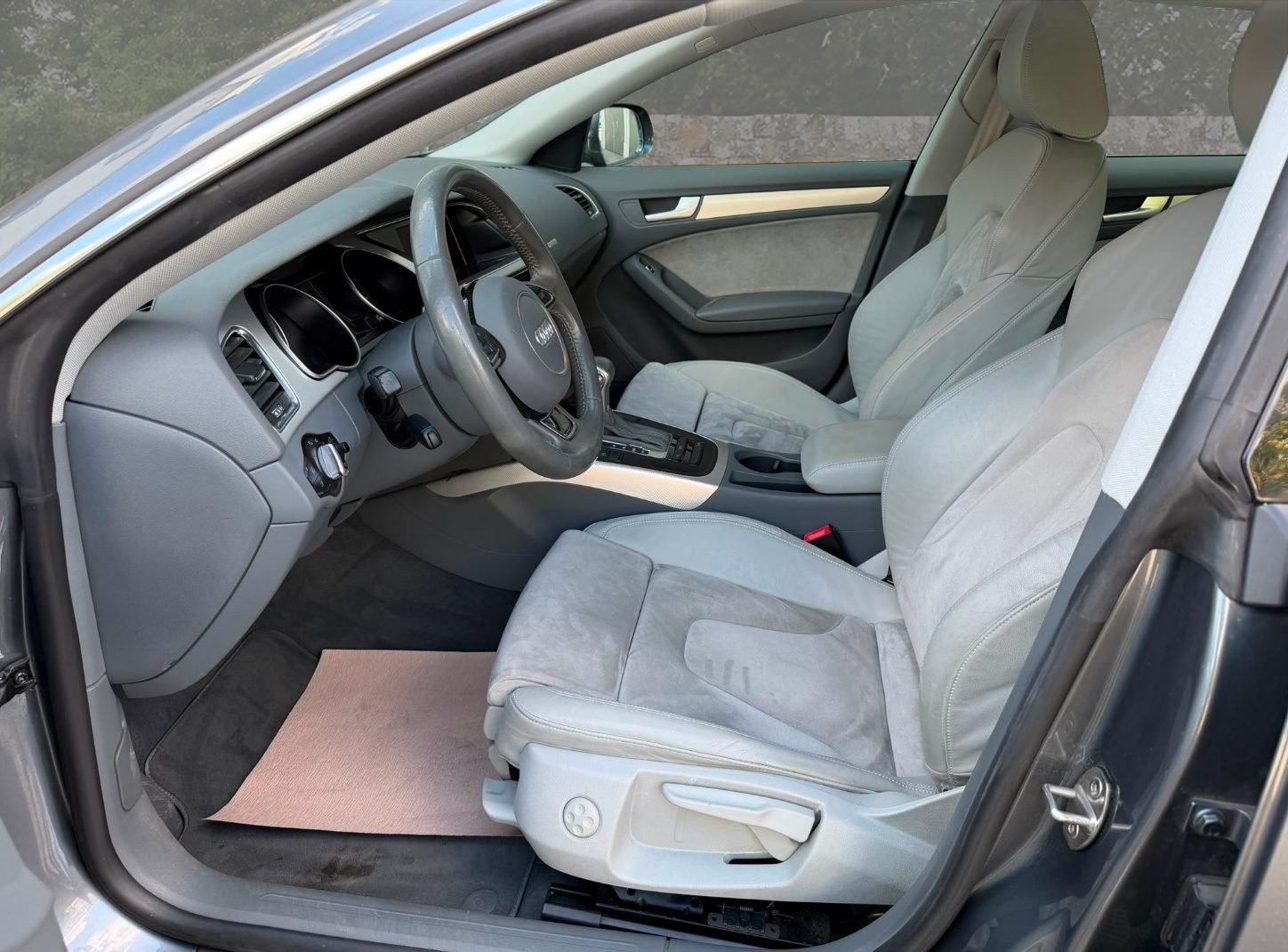 AUDI A5 Sportback 2.0 TFSI Attraction multitronic-image-10