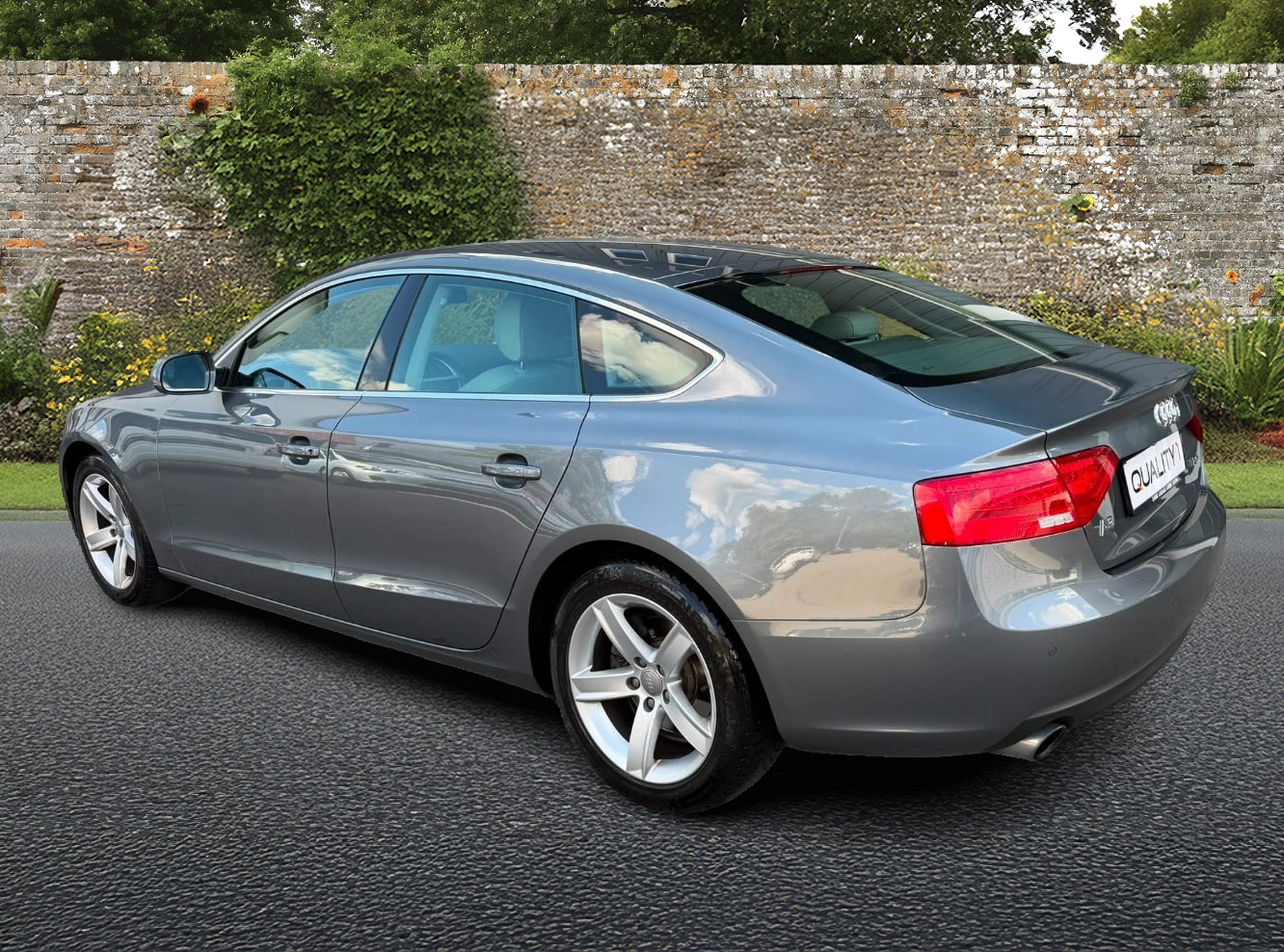 AUDI A5 Sportback 2.0 TFSI Attraction multitronic-image-2