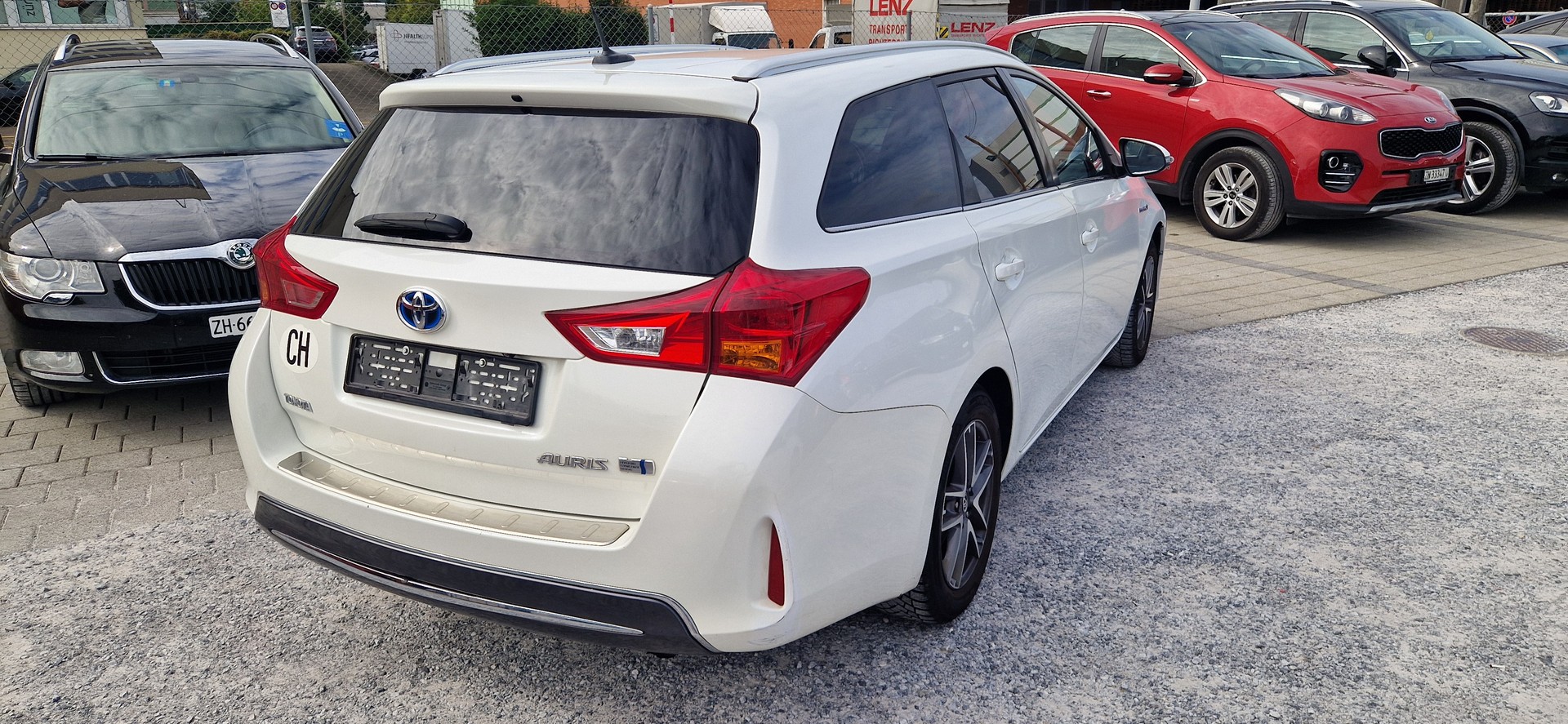 TOYOTA Auris Touring Sports 1.8 16V HSD Linea Sol-image-4
