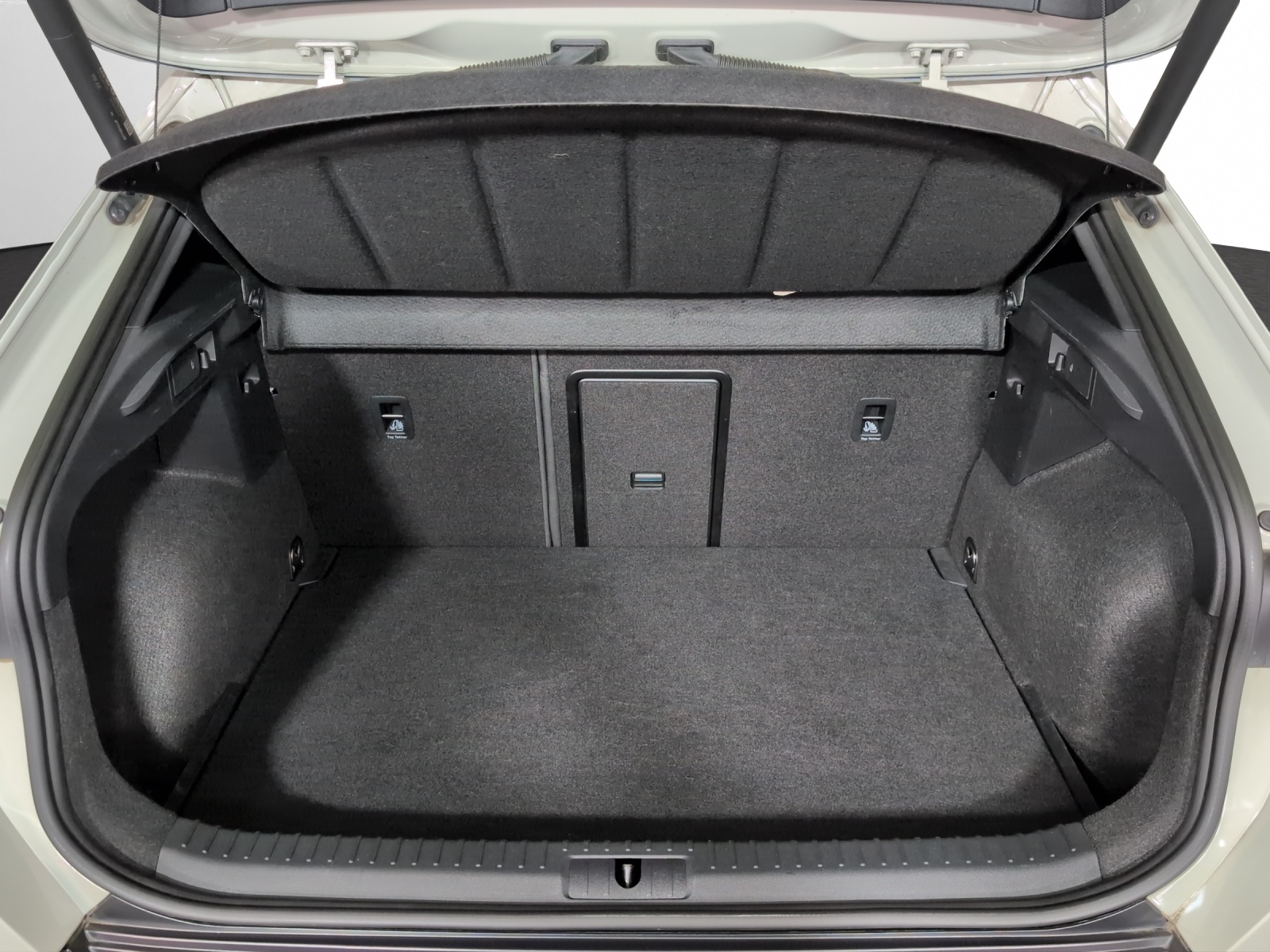 CUPRA Formentor 2.5TSI VZ5 Taiga Grey 4Drive DSG-image-14