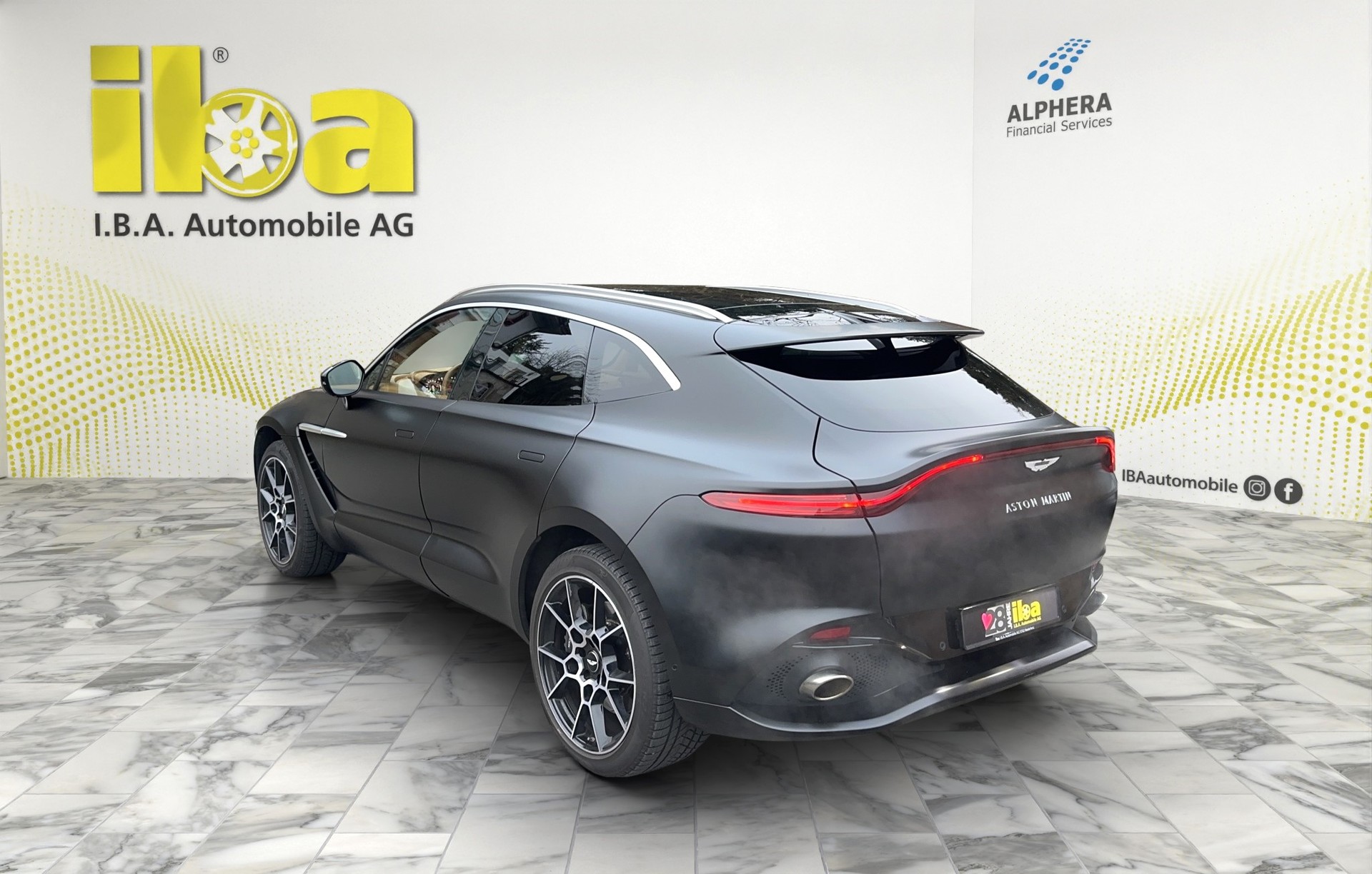ASTON MARTIN DBX 4.0 V8 (CH)-image-2