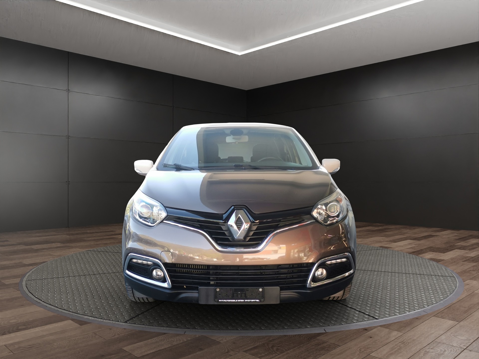RENAULT Captur 1.2 T 16V Privilège EDC-image-2