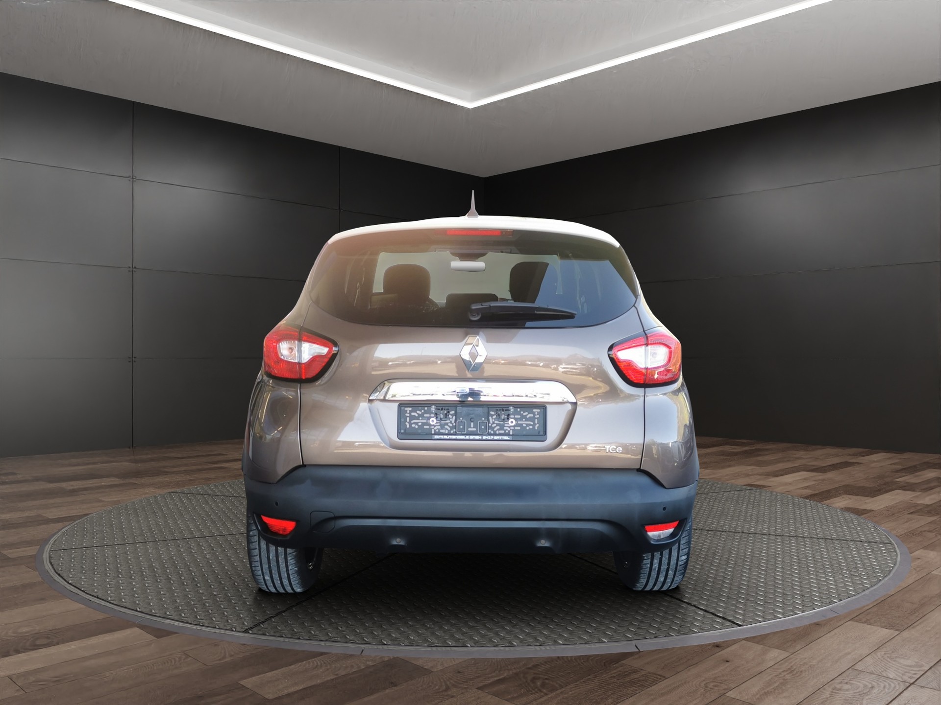 RENAULT Captur 1.2 T 16V Privilège EDC-image-7