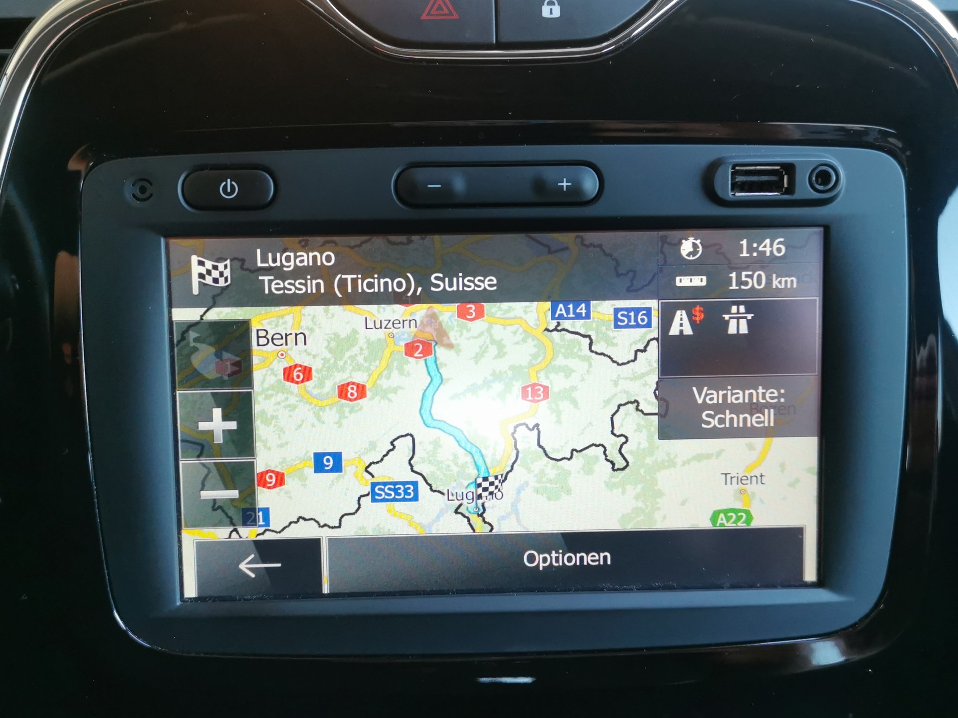 RENAULT Captur 1.2 T 16V Privilège EDC-image-17