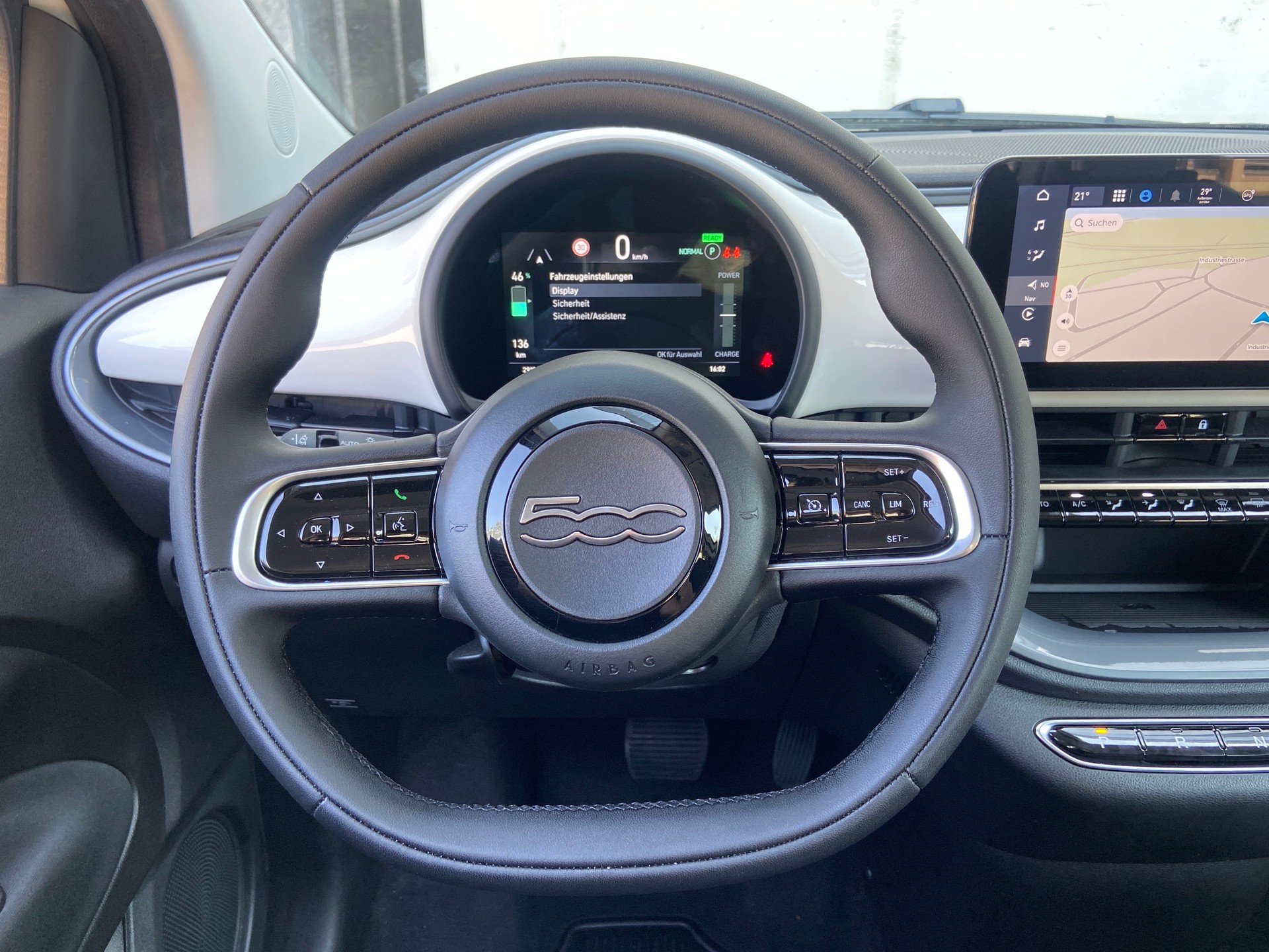 FIAT 500 electric 118PS Vita-image-7