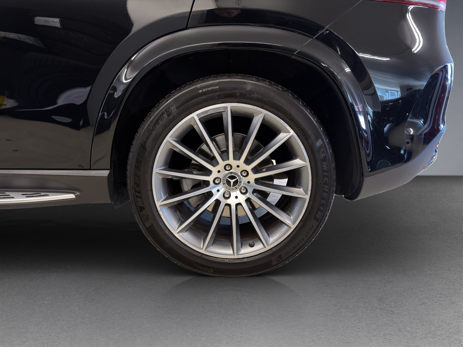 MERCEDES-BENZ GLE 300 d 4Matic-image-5