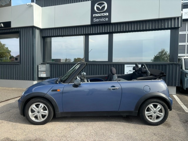 MINI One Cabriolet-image-15