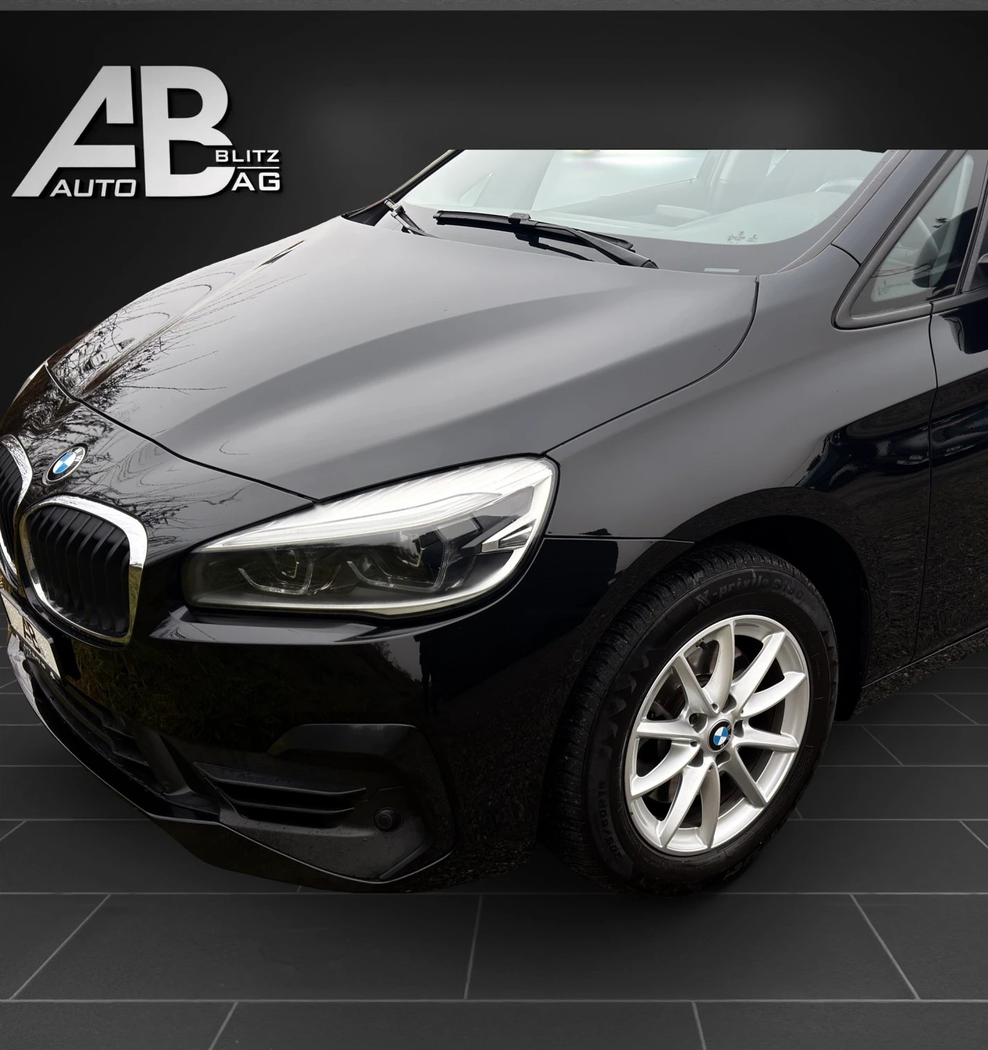 BMW 218i Gran Tourer Sport Line-image-14