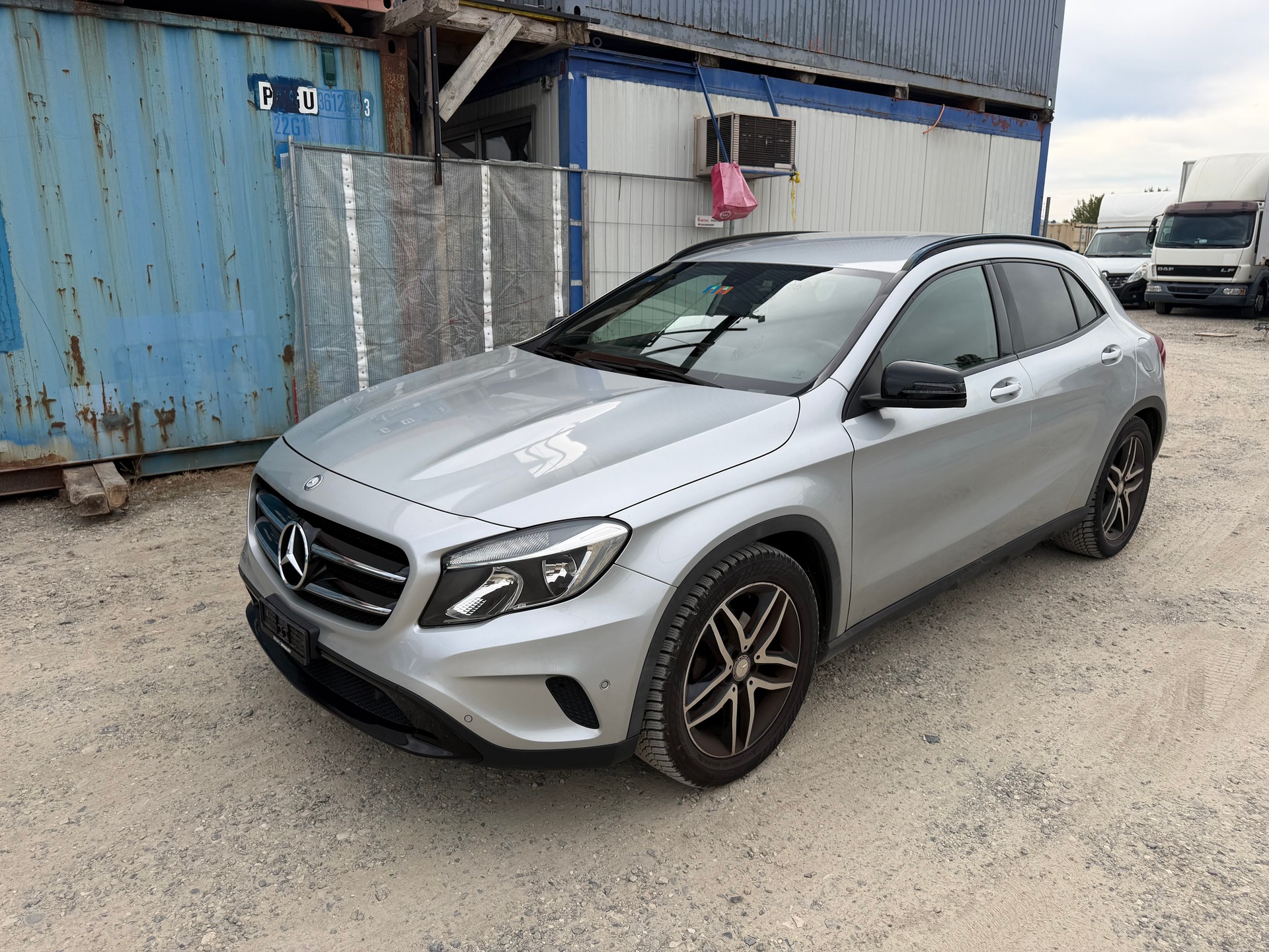 MERCEDES-BENZ GLA 200 7G-DCT-image-6