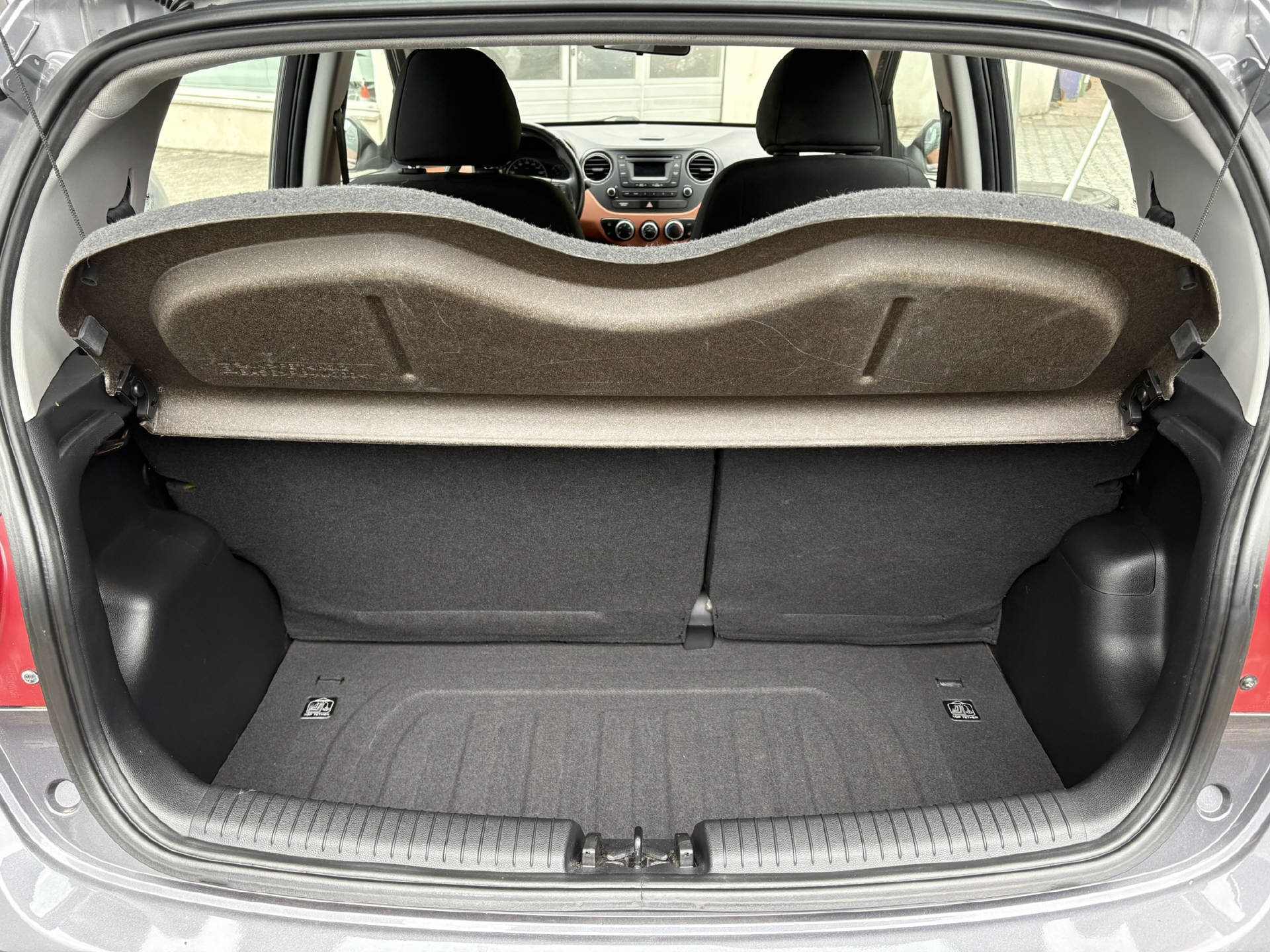 HYUNDAI i10 1.2 Amplia-image-3