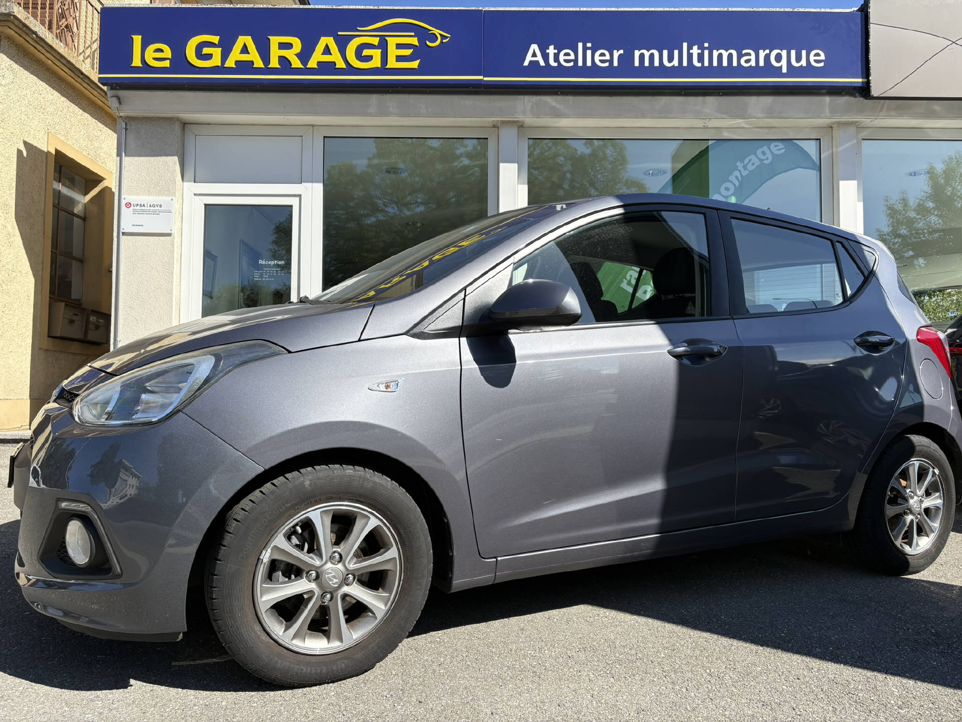 HYUNDAI i10 1.2 Amplia-image-1