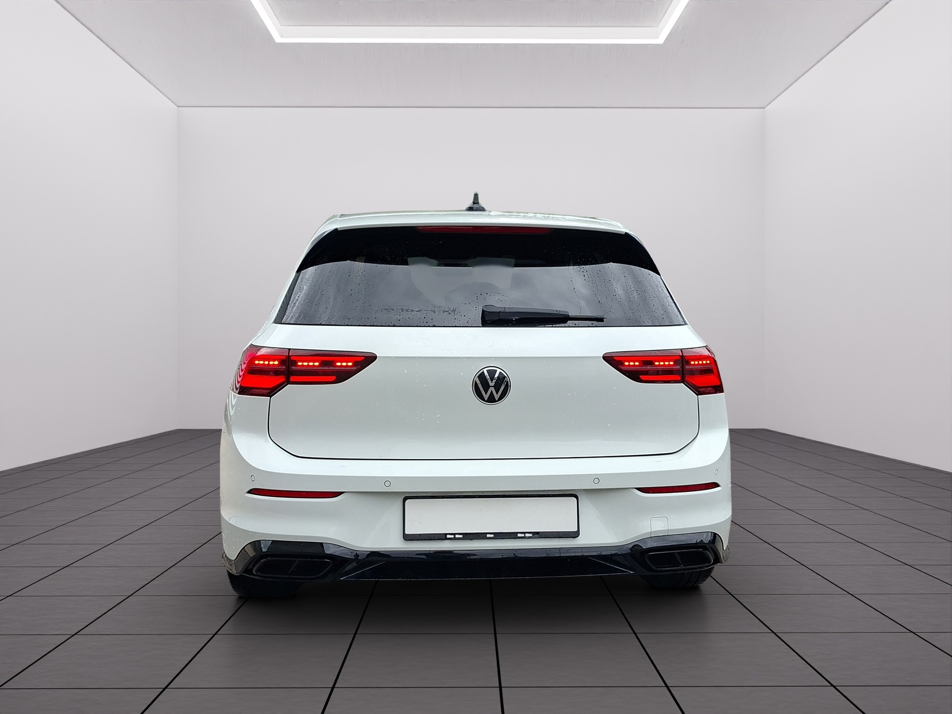 VW Golf 1.5 eTSI mHEV ACT R-Line DSG-image-3
