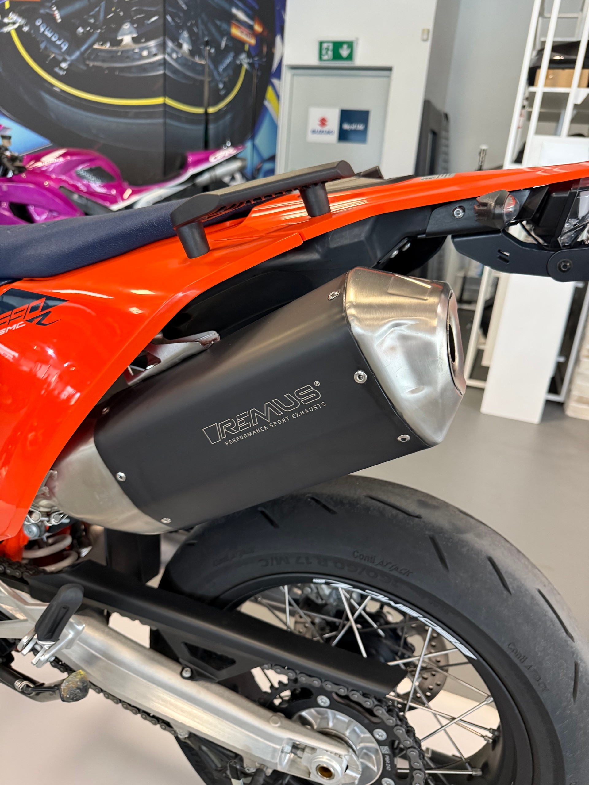 KTM 690 SMC R-image-5