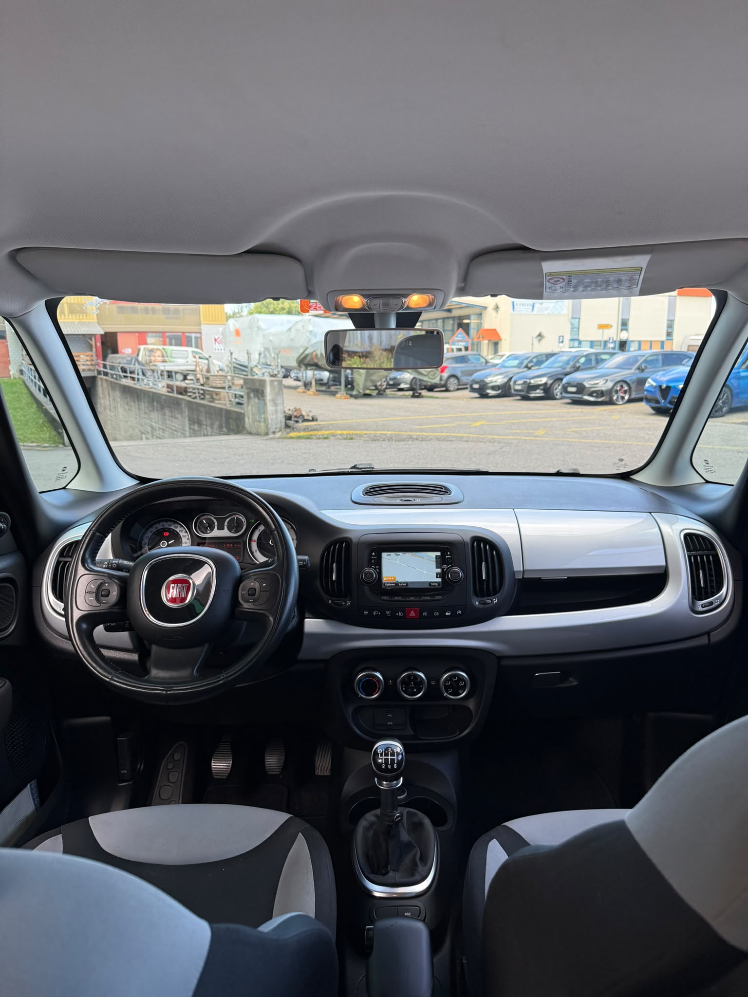 FIAT 500L 1.6 JTD Lounge-image-10