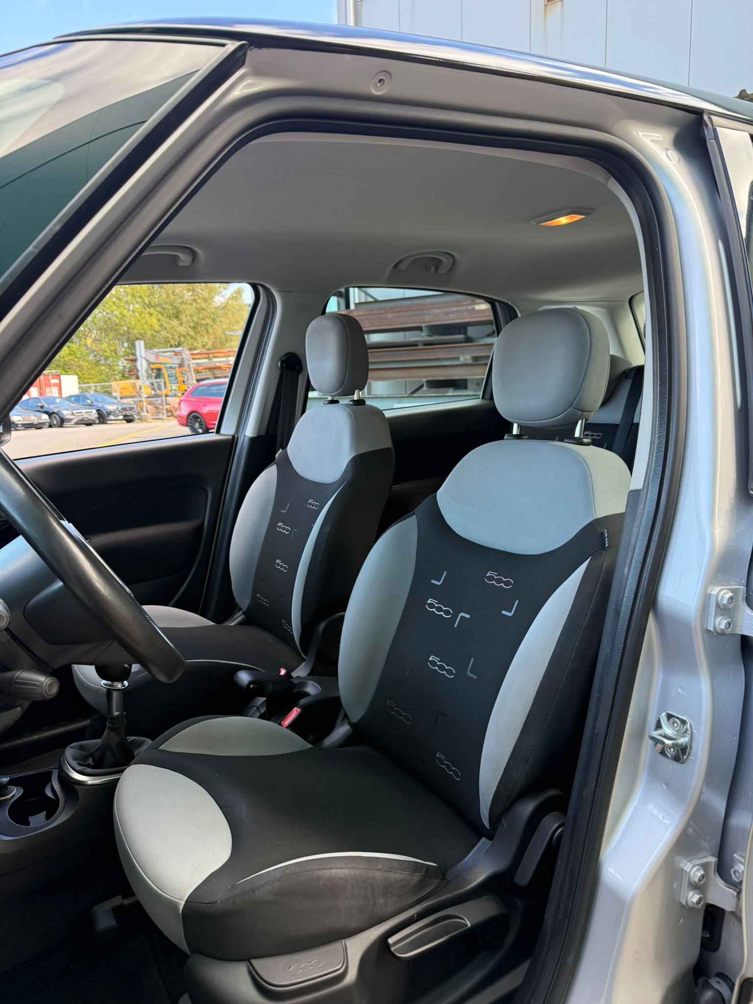 FIAT 500L 1.6 JTD Lounge-image-9