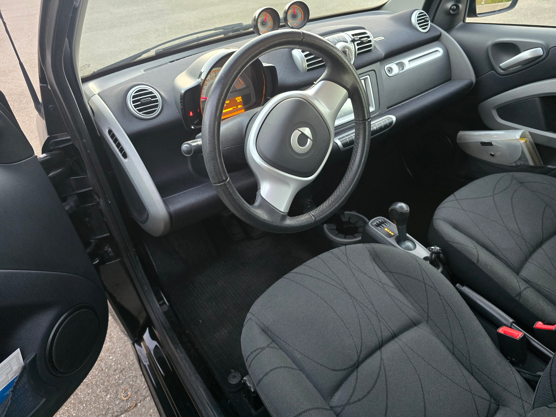 SMART fortwo electric drive (incl. battery)-image-9