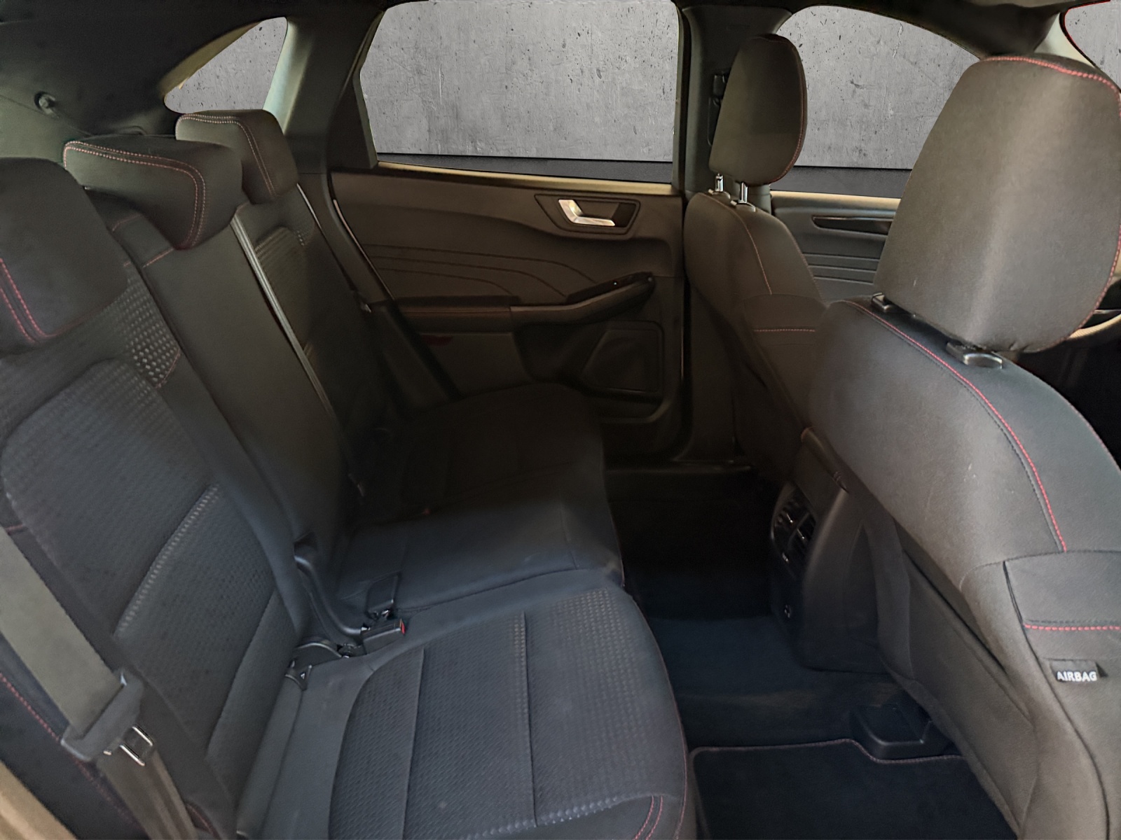 FORD Kuga 2.5 Hybrid ST-Line 4x4-image-17