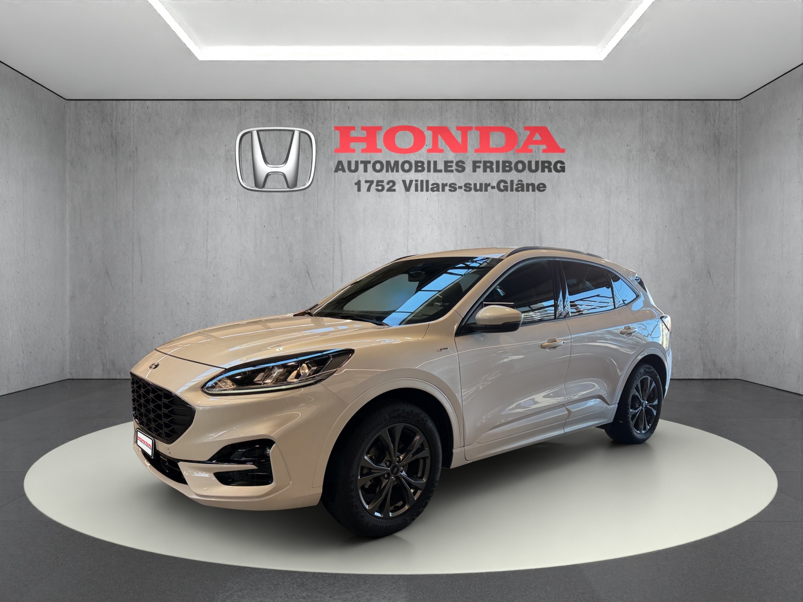 FORD Kuga 2.5 Hybrid ST-Line 4x4-image-2