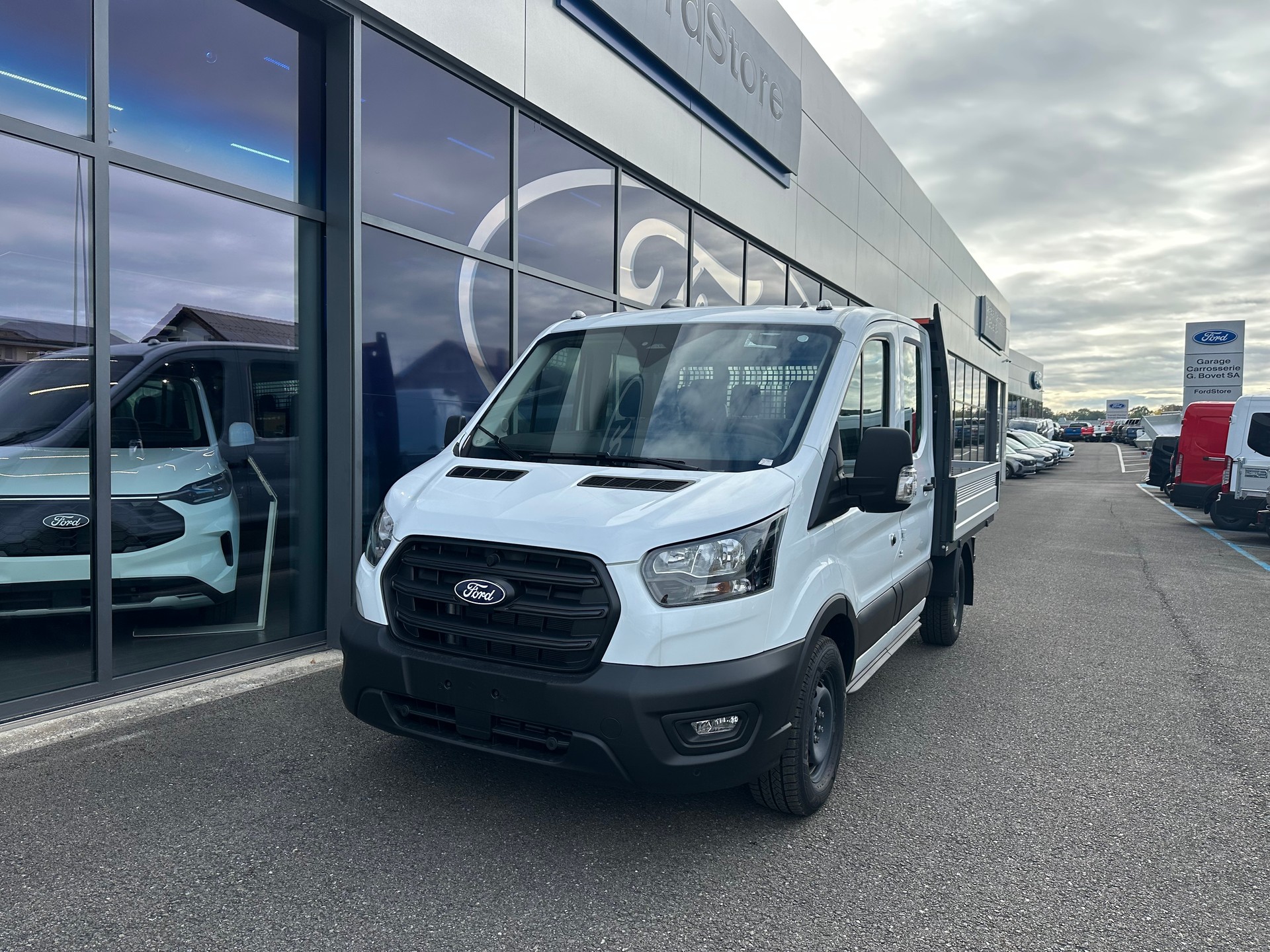 FORD Transit dcab.-ch. 350 L2 2.0 E Trend/165CV/Man.