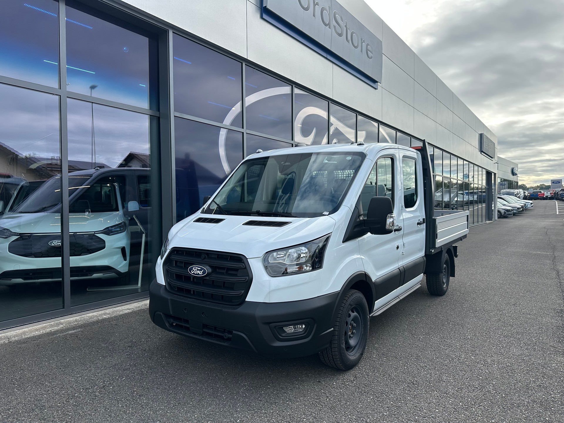 FORD Transit dcab.-ch. 350 L2 2.0 E Trend/165CV/Man.-showroom-element-1