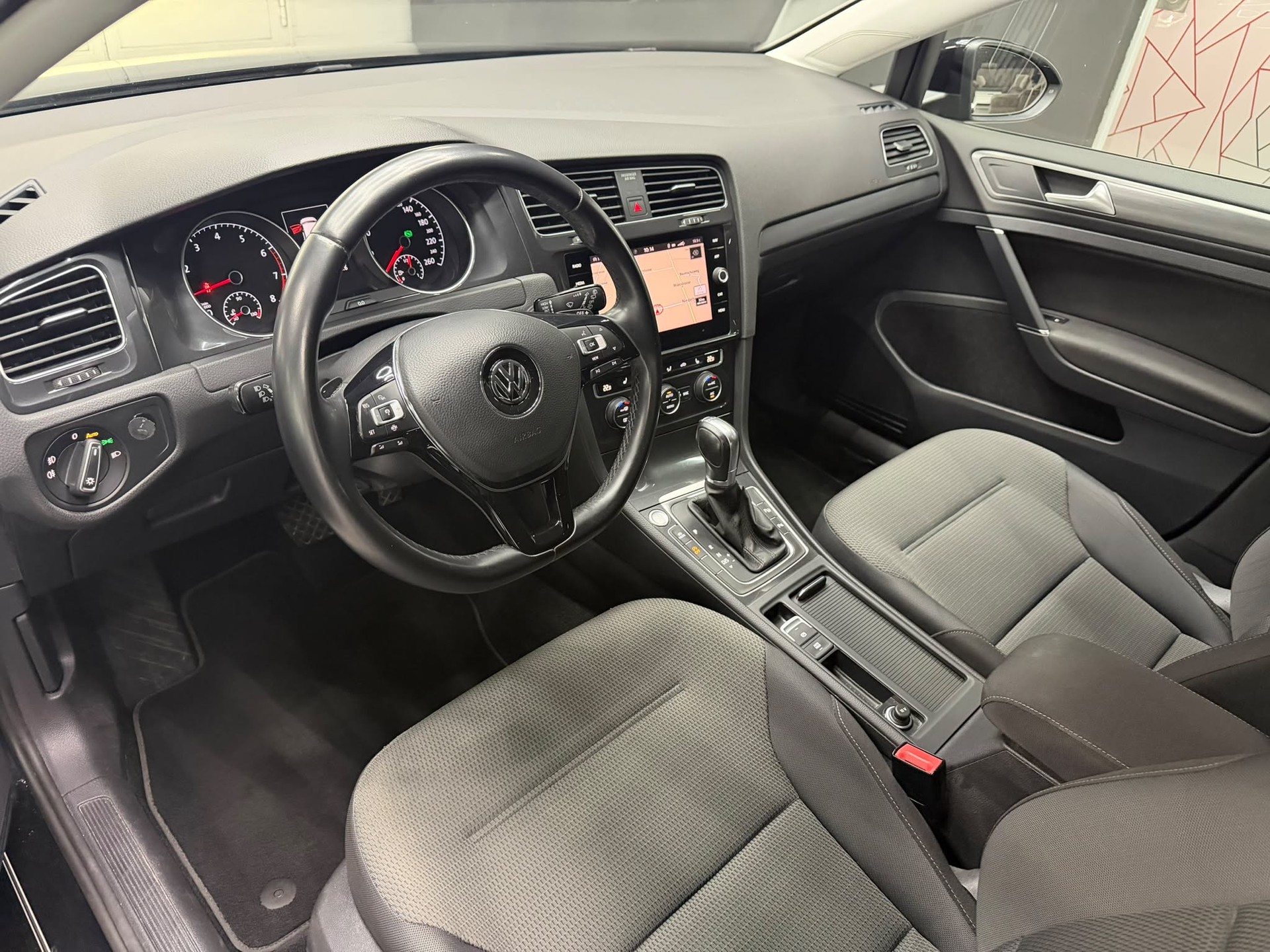 VW Golf 1.5 TSI EVO Comfortline DSG-image-5