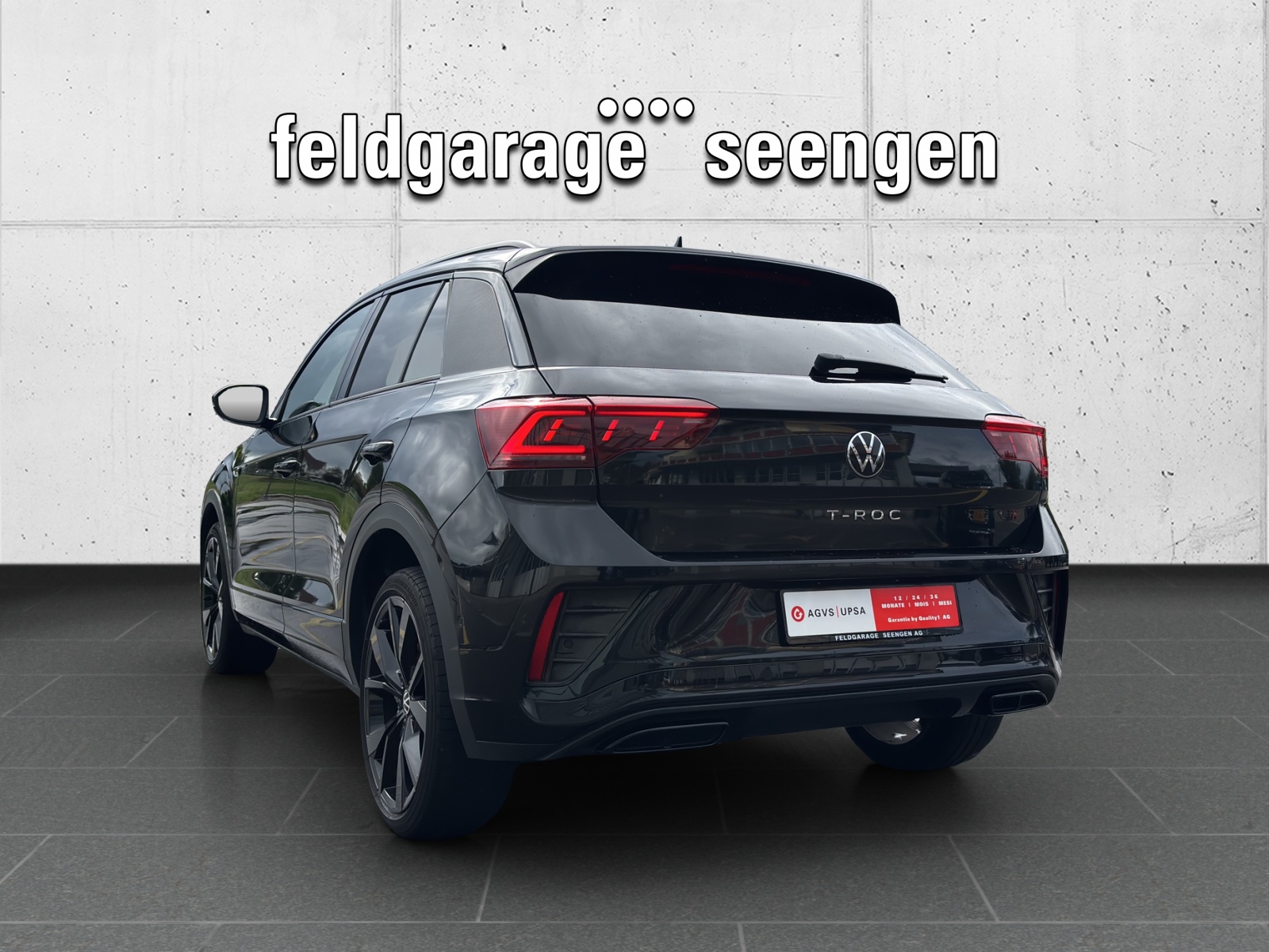 VW T-Roc 1.5 TSI EVO R-Line DSG mit AHK, Design-Paket "Black Style" & Rückfahrkamera-image-6