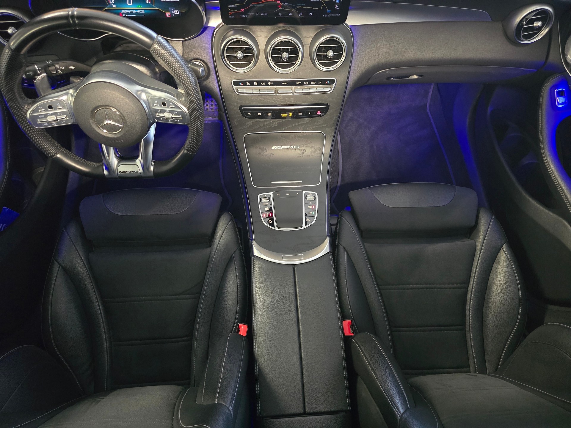 MERCEDES-BENZ GLC 63 AMG 4Matic+ 9G-Tronic-image-12