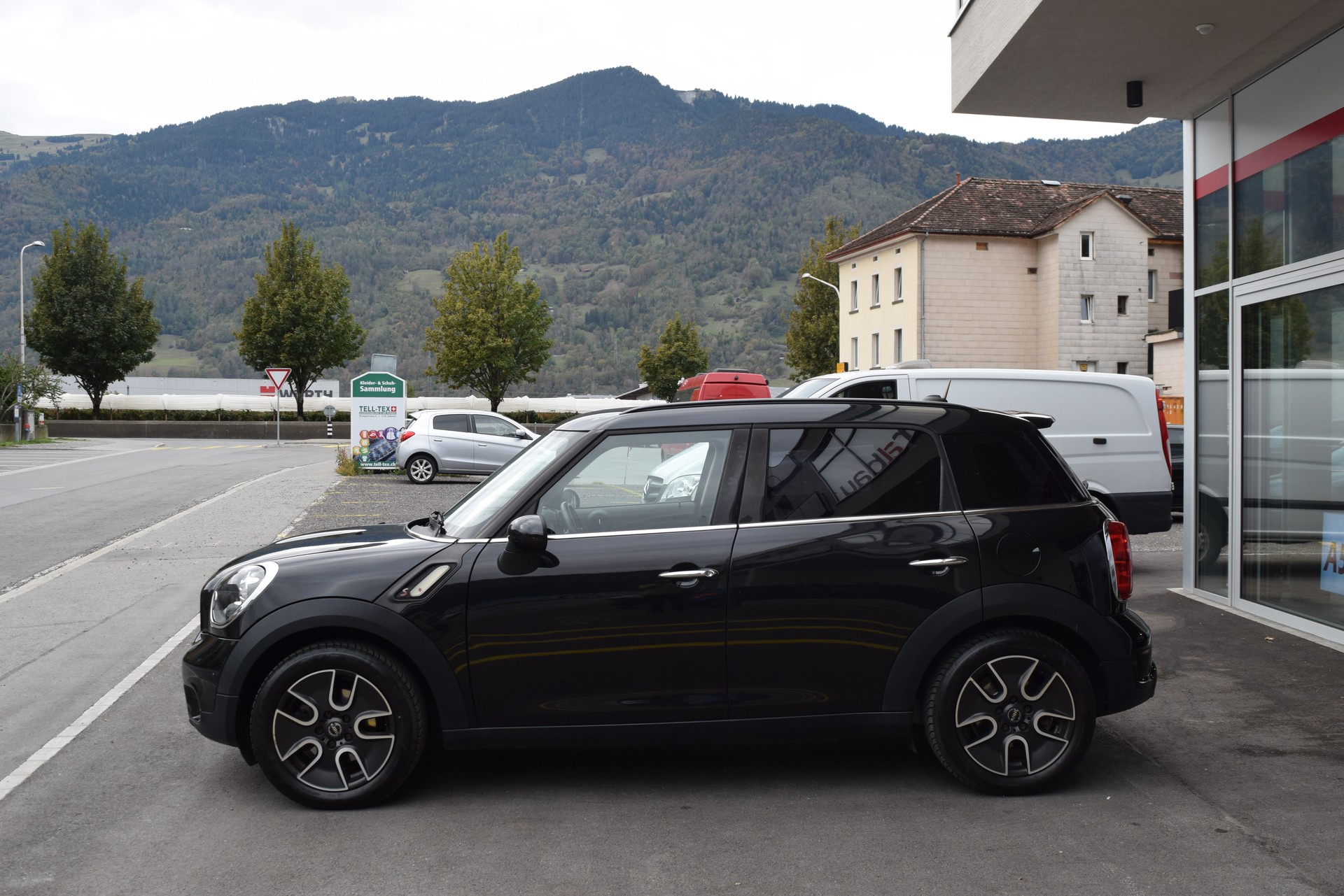 MINI Countryman Cooper SD ALL4 Steptronic-image-3