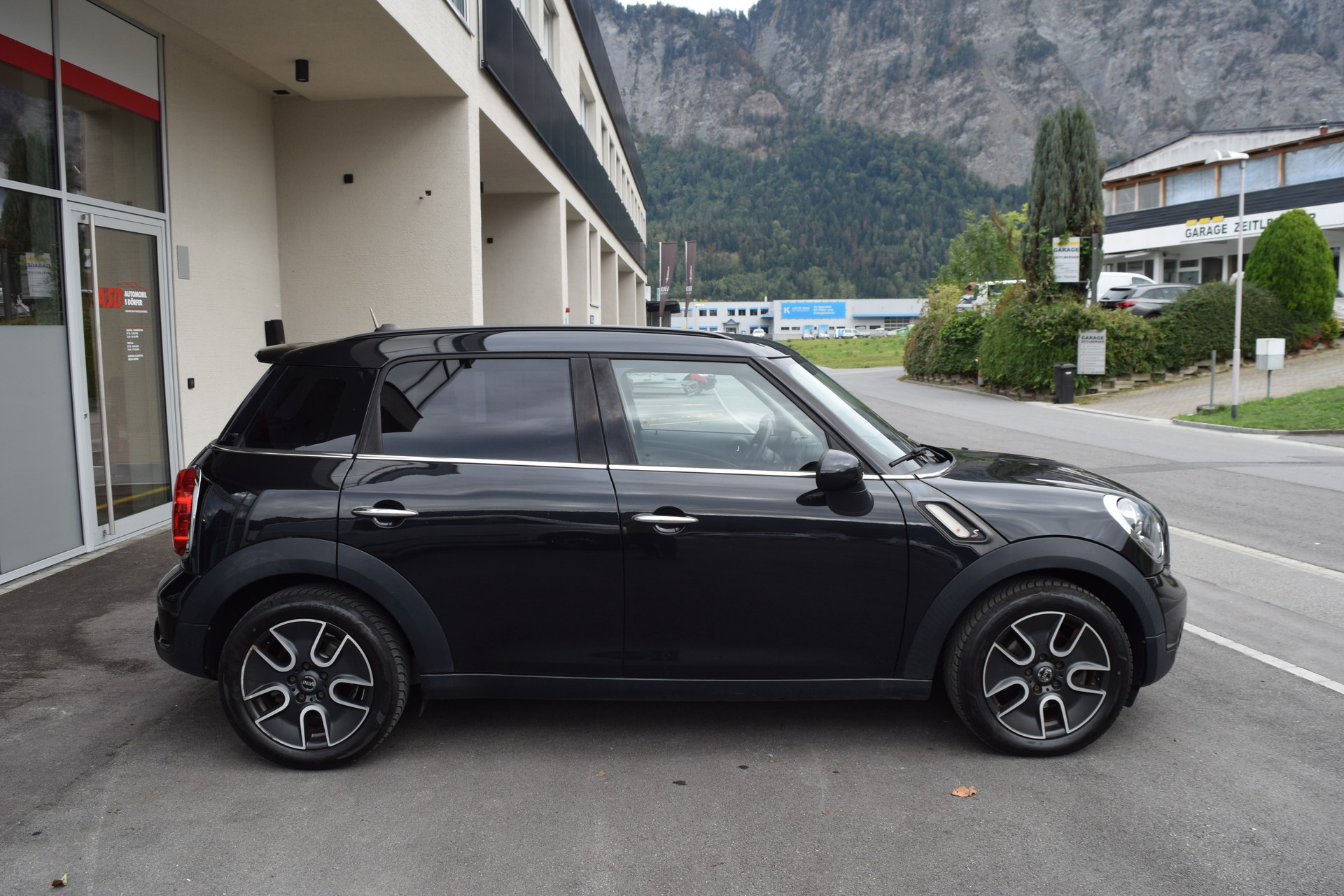 MINI Countryman Cooper SD ALL4 Steptronic-image-8
