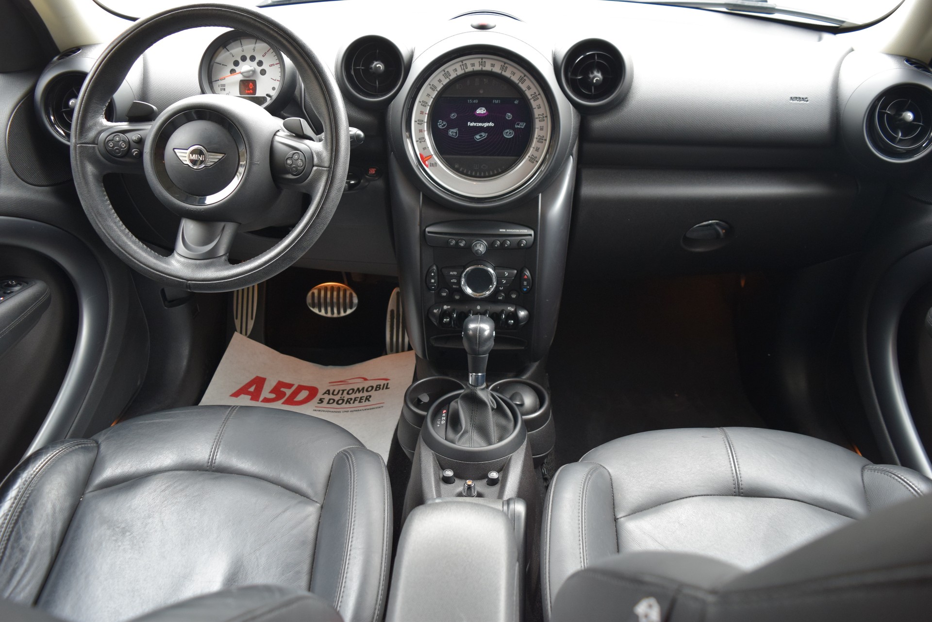 MINI Countryman Cooper SD ALL4 Steptronic-image-11