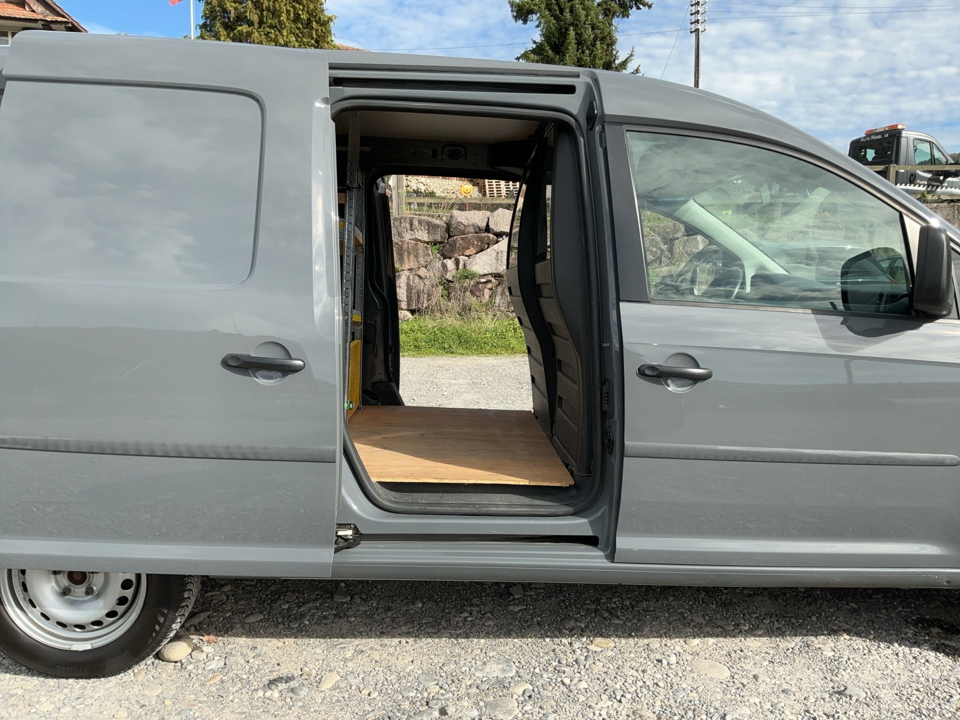 VW Caddy Maxi 2.0TDI 4Motion-image-13