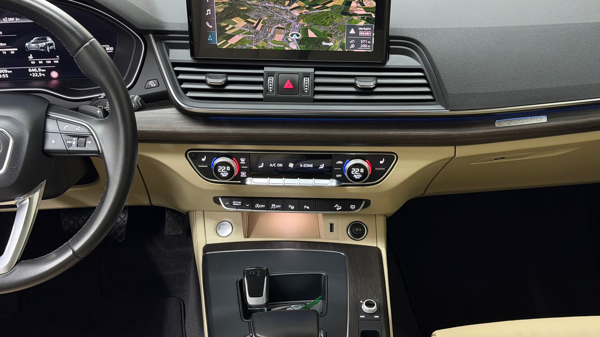 AUDI Q5 40 TDI Black Edition quattro S-tronic-image-11