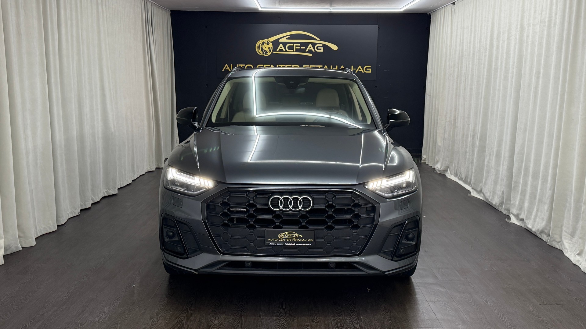 AUDI Q5 40 TDI Black Edition quattro S-tronic-image-1
