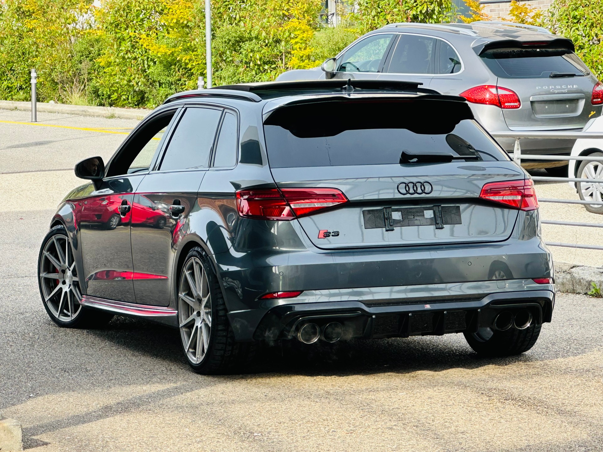 AUDI S3 Sportback 2.0 TFSI quattro S-tronic-image-9