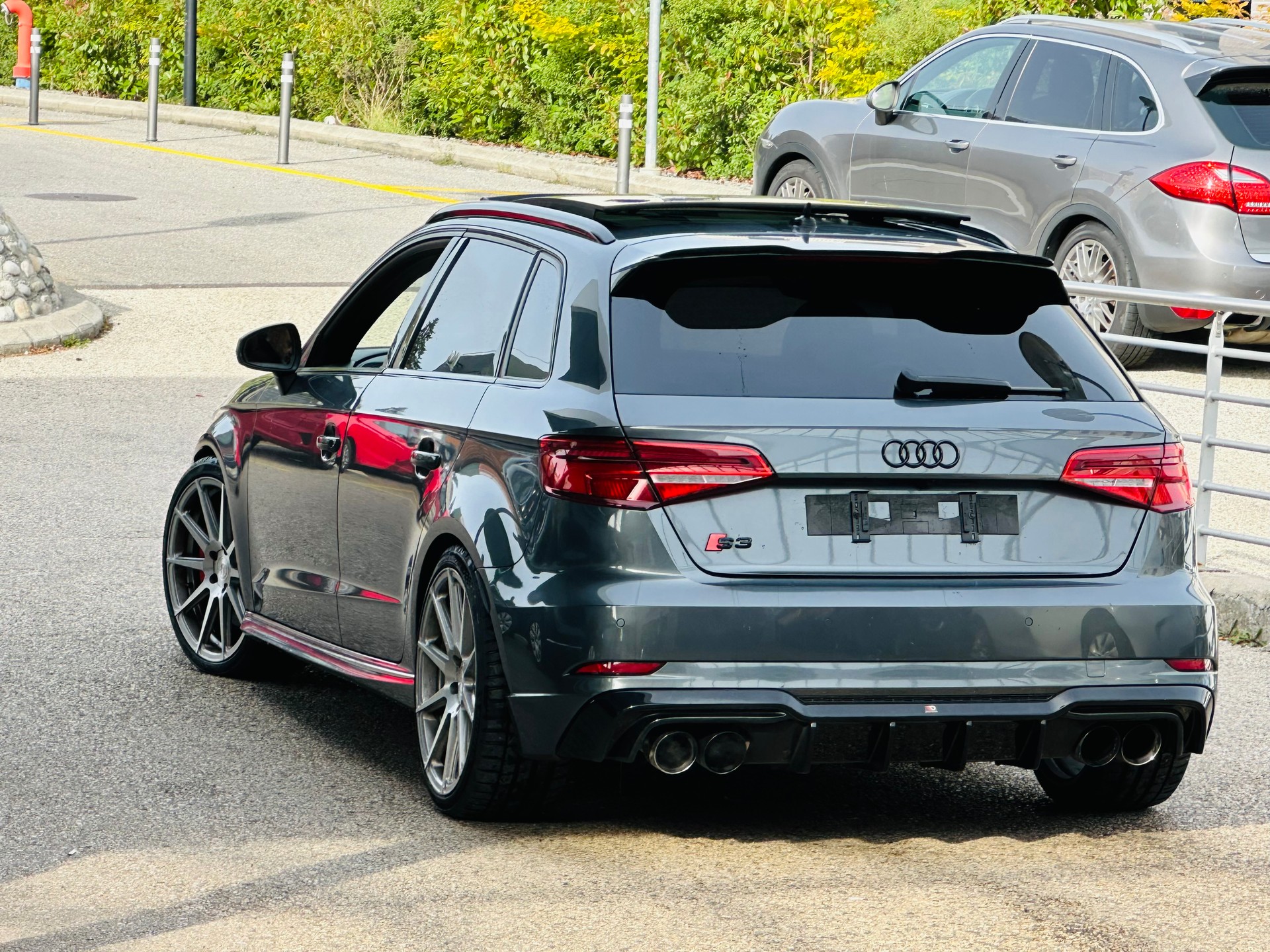 AUDI S3 Sportback 2.0 TFSI quattro S-tronic-image-8