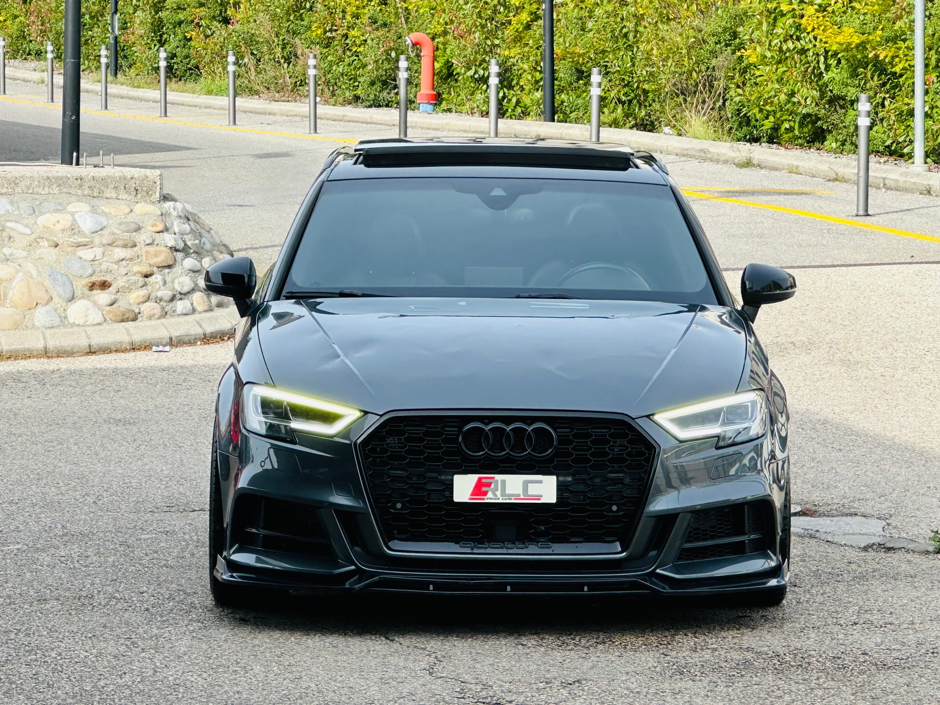 AUDI S3 Sportback 2.0 TFSI quattro S-tronic-image-3