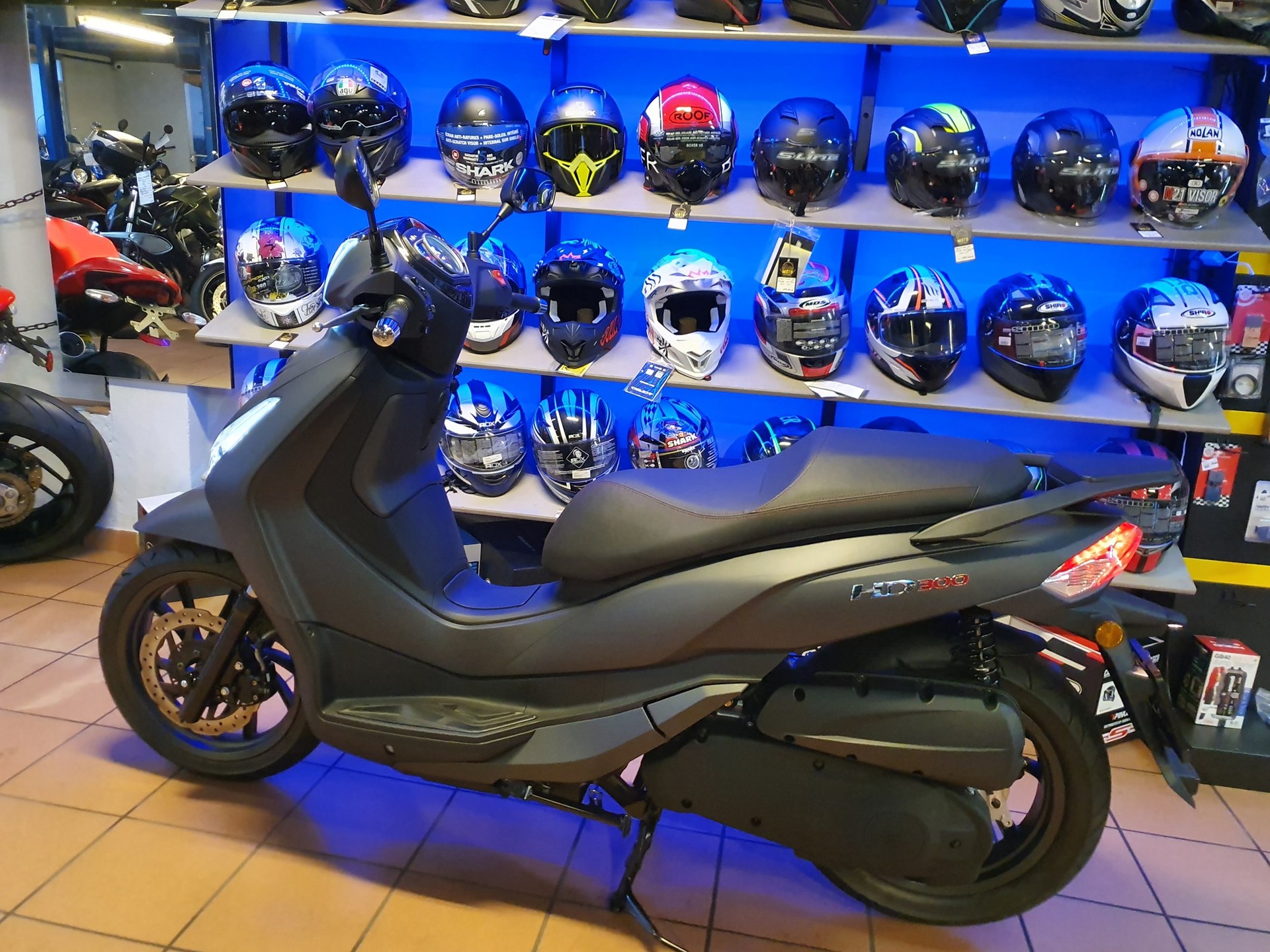 SYM HD 300i ABS-showroom-element-1