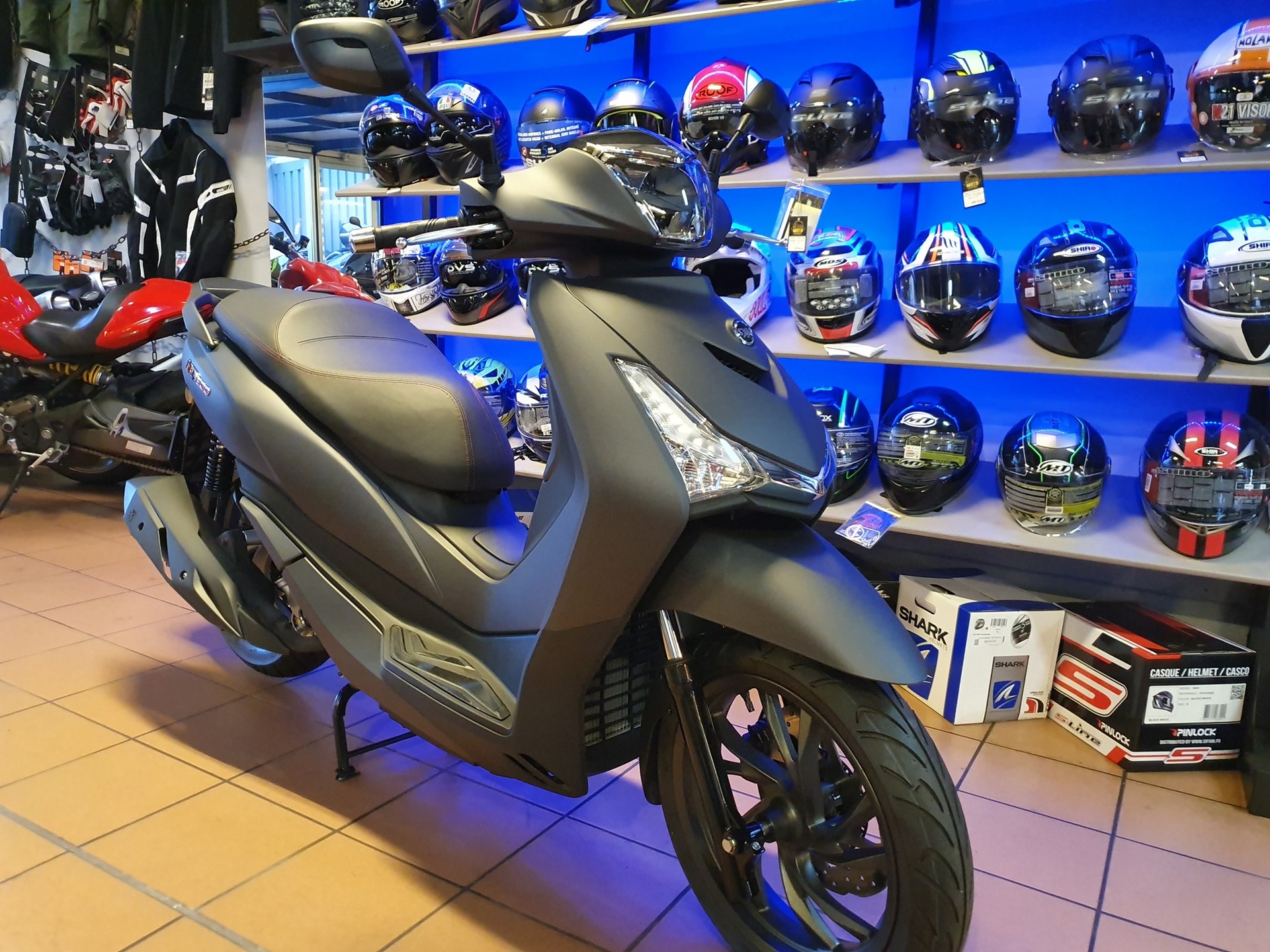 SYM HD 300i ABS-image-4