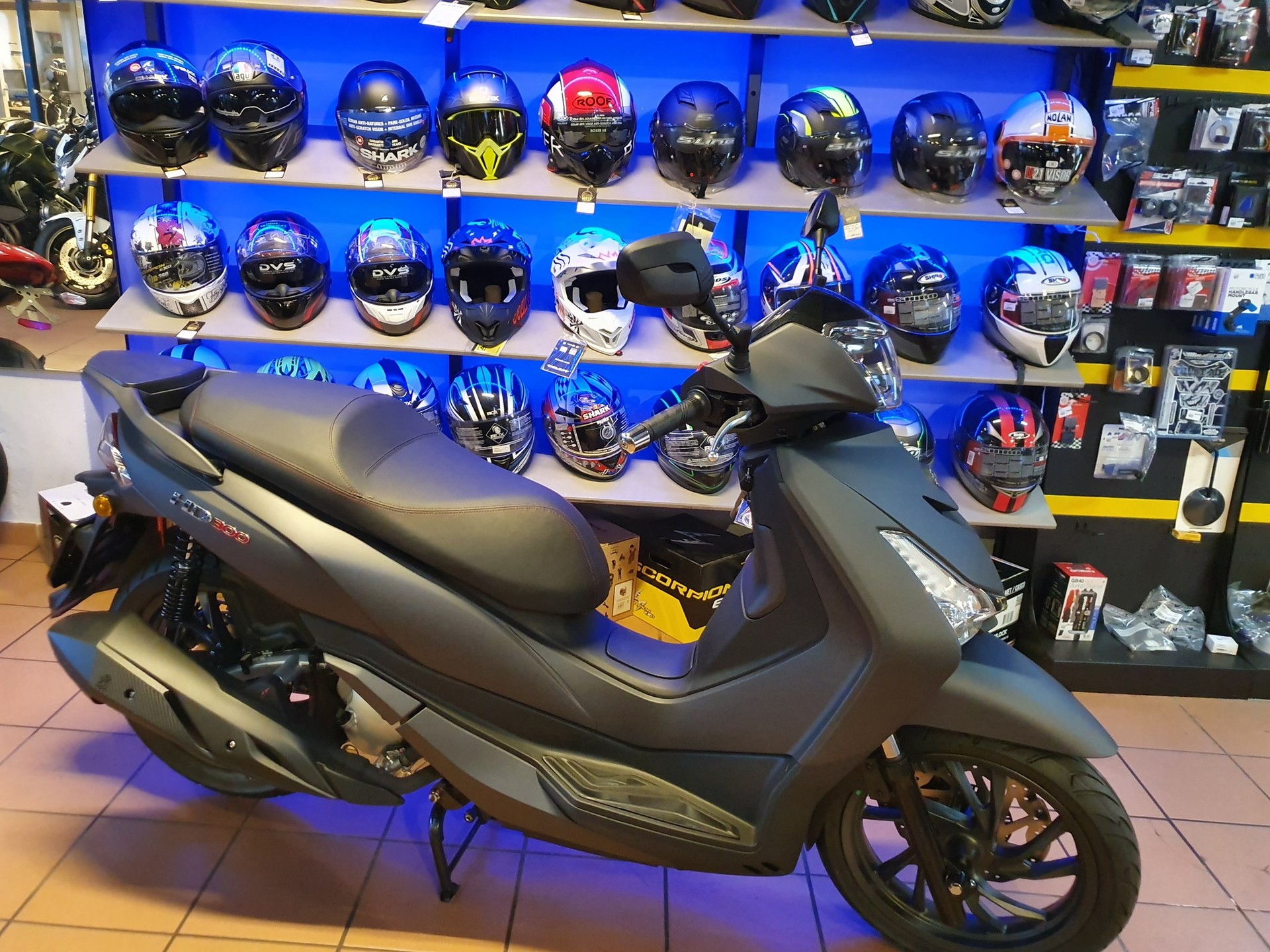 SYM HD 300i ABS-image-7