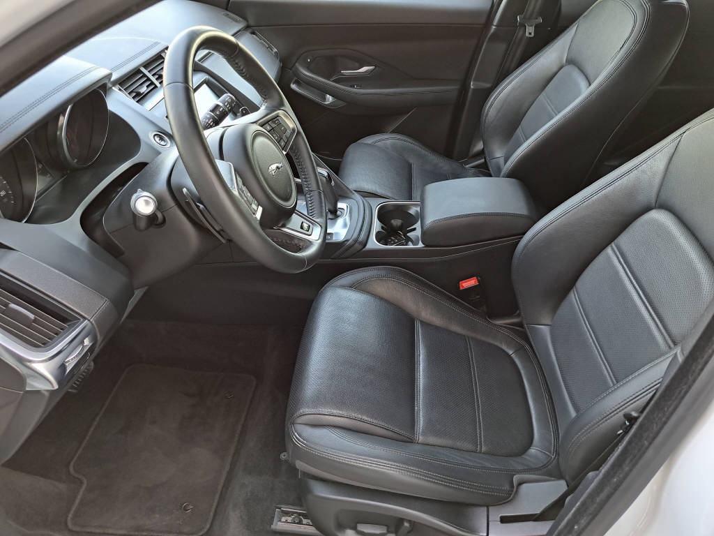 JAGUAR E-Pace 2.0 T 200cv S AWD-image-7