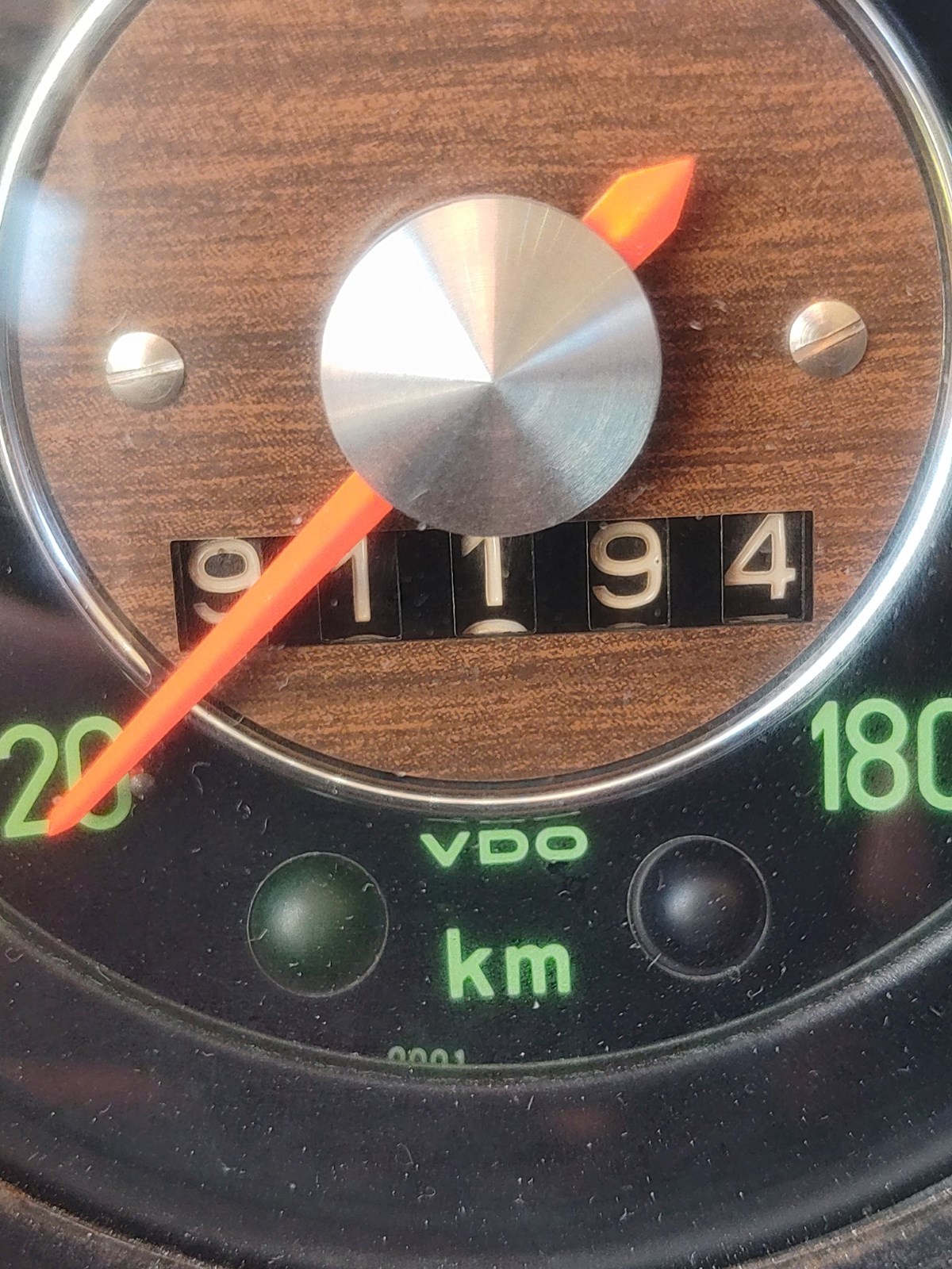 AUDI 60 L-image-11
