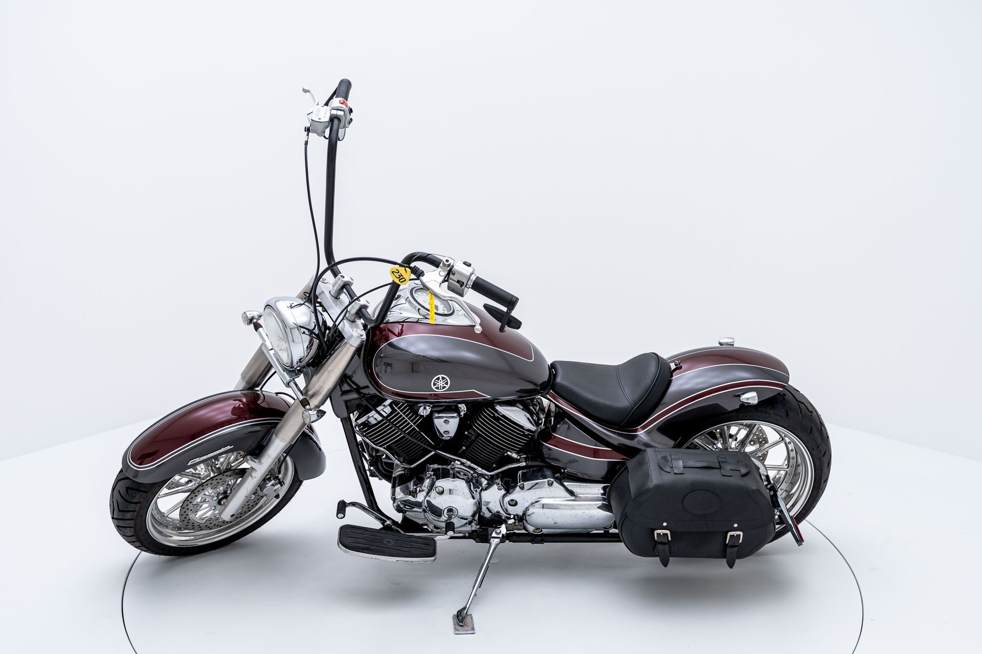YAMAHA XVS 1100 A Drag Star Classic-image-5