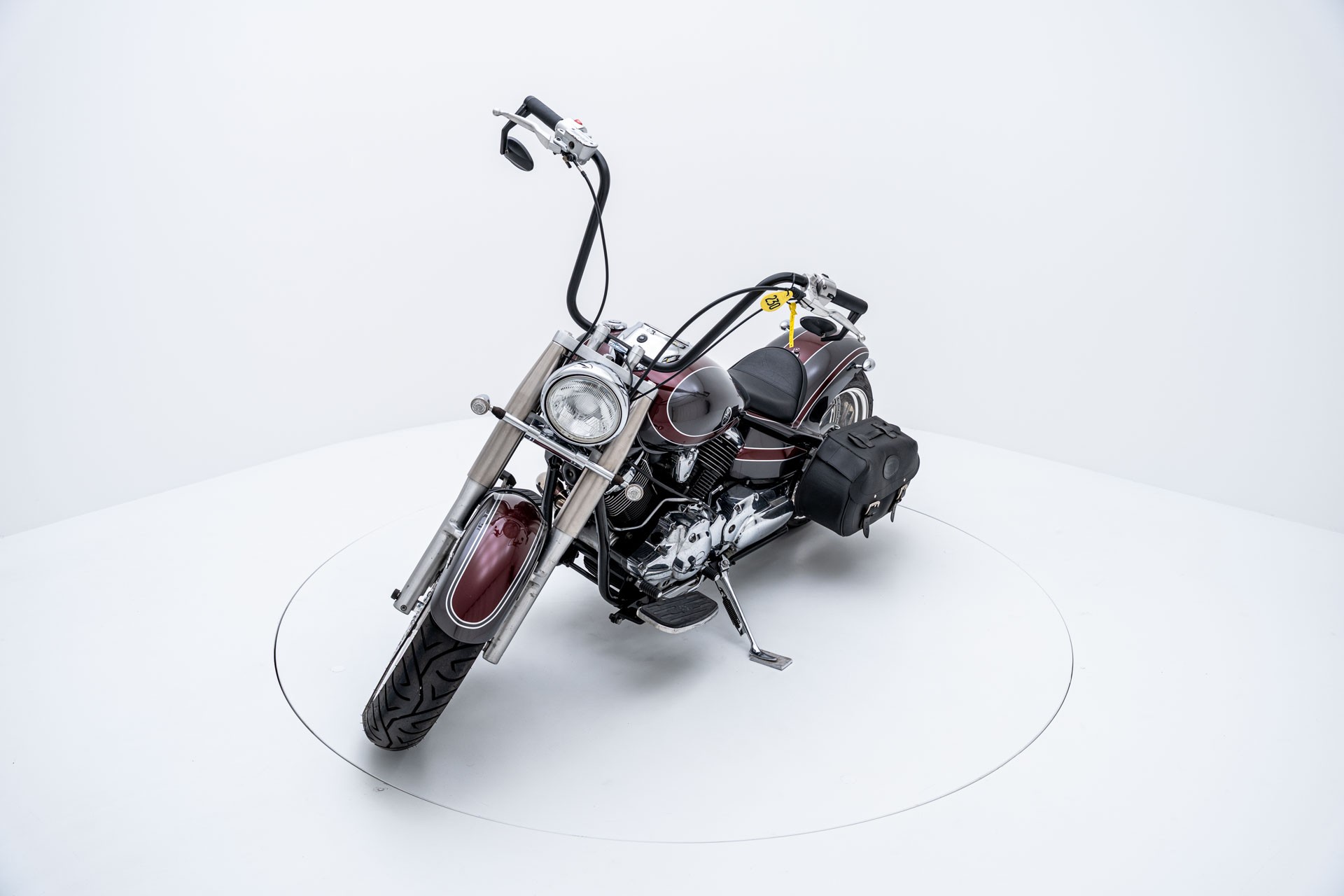 YAMAHA XVS 1100 A Drag Star Classic-showroom-element-2