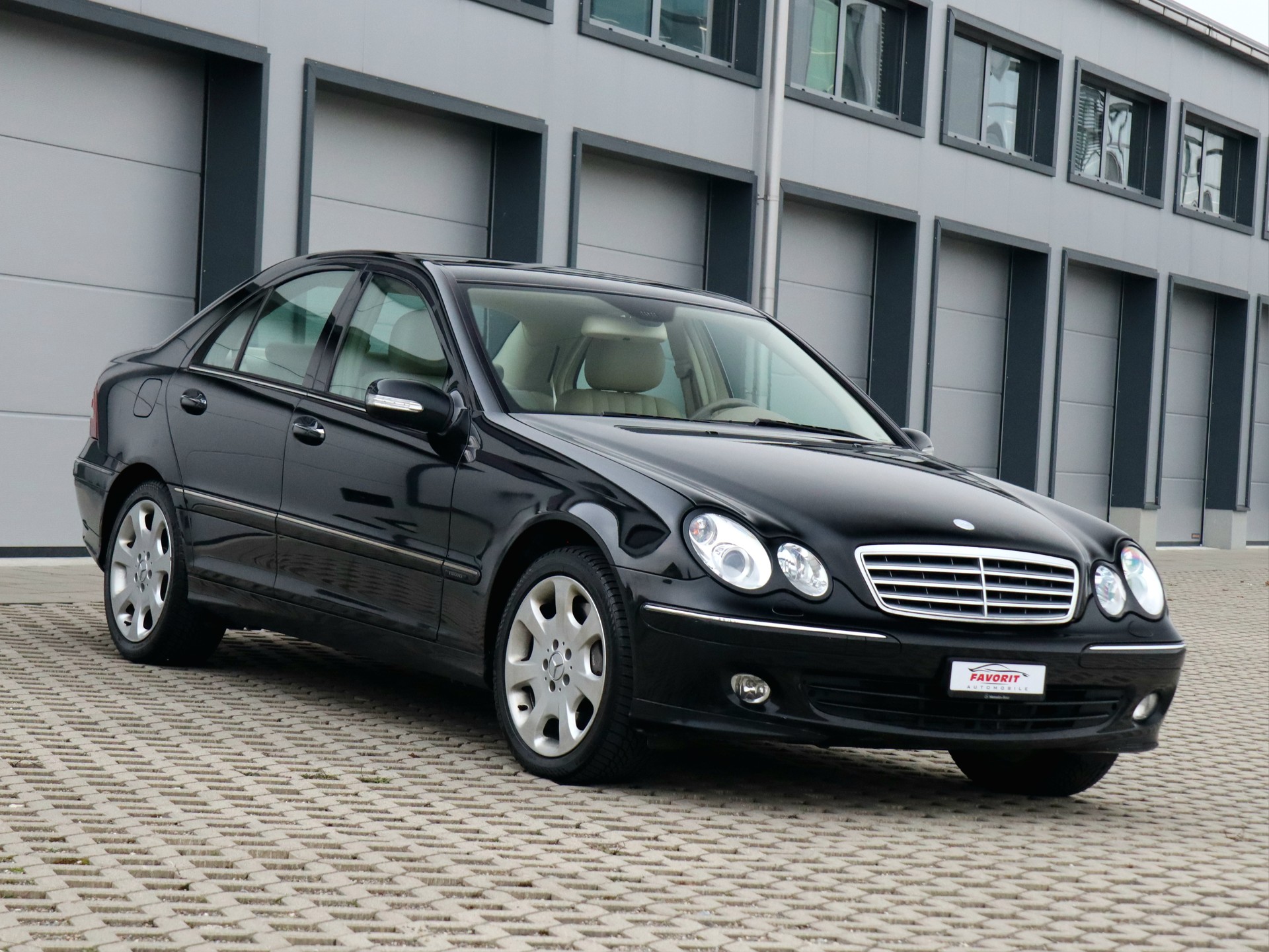 MERCEDES-BENZ C 350 4Matic Automatic (CH)-image-0